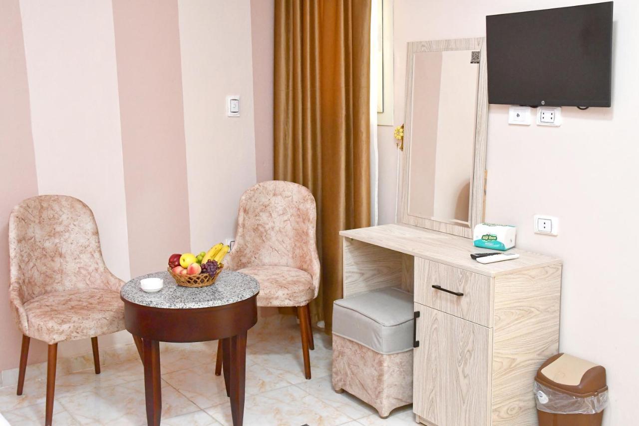 Nun Pyramids Hotel Kafrat al Jabal