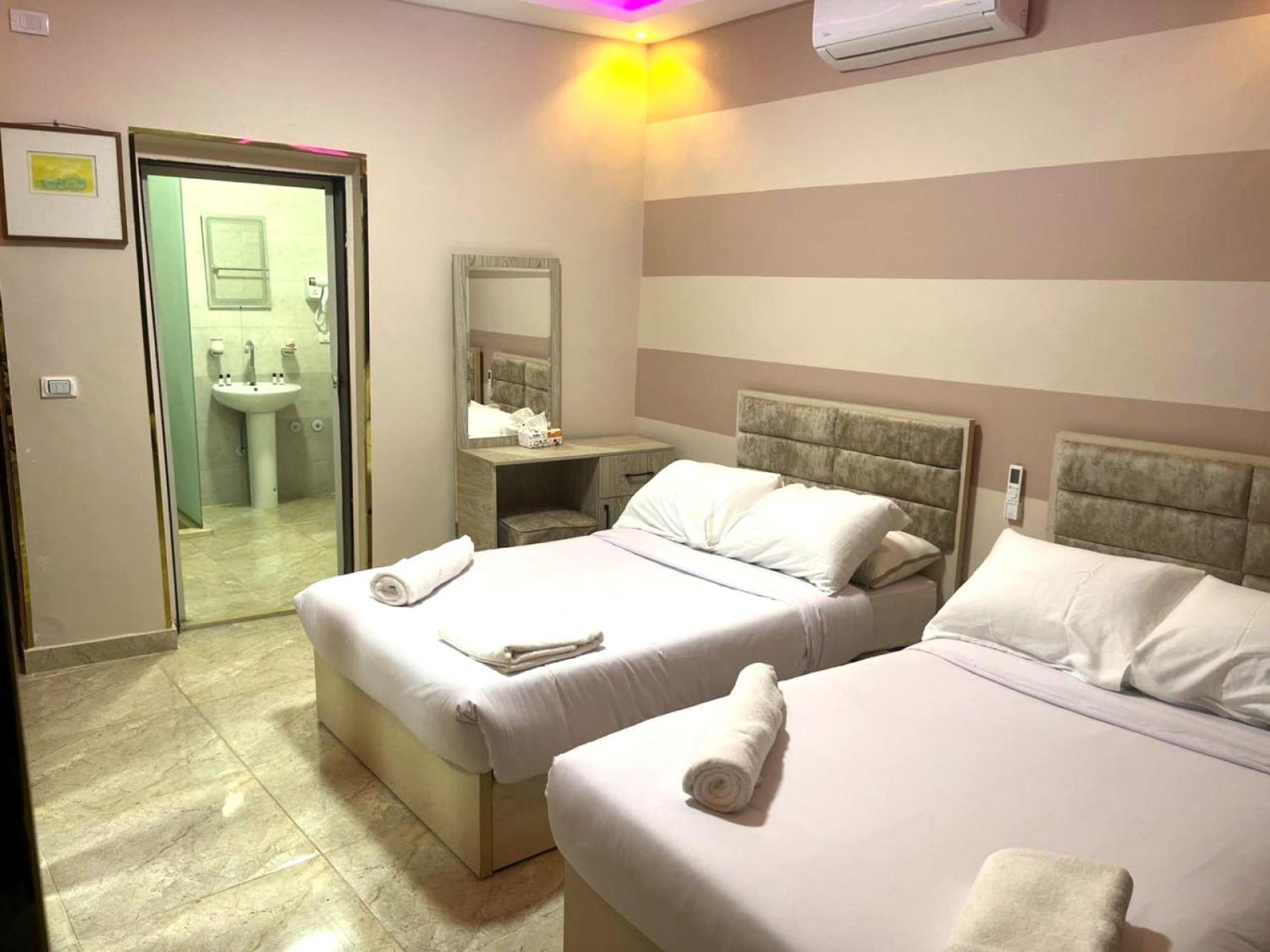 Nun Pyramids Hotel Kafrat al Jabal