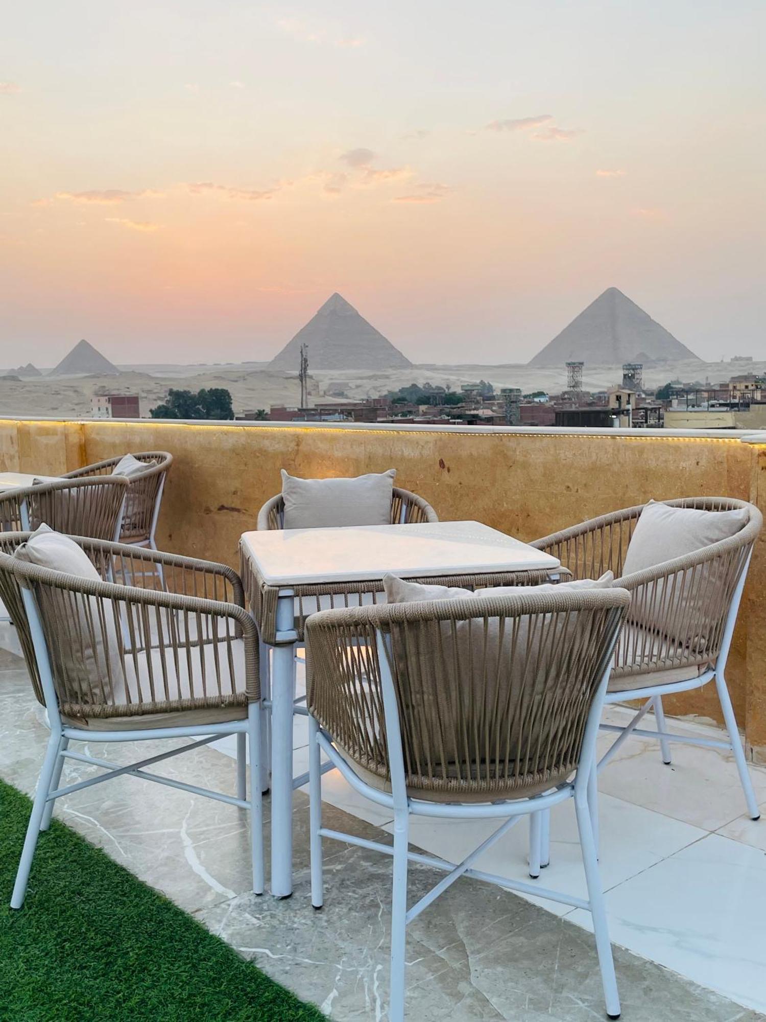 Hotel Golden Mask Pyramids *