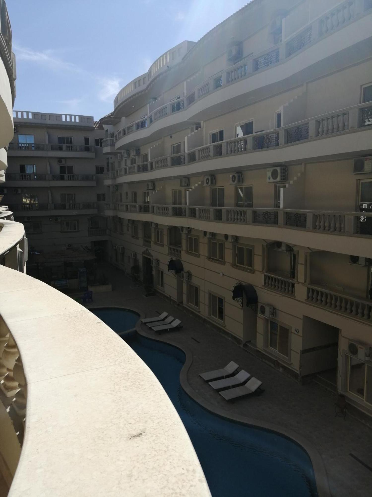 Nour Plaza Sea View Aparthotel *