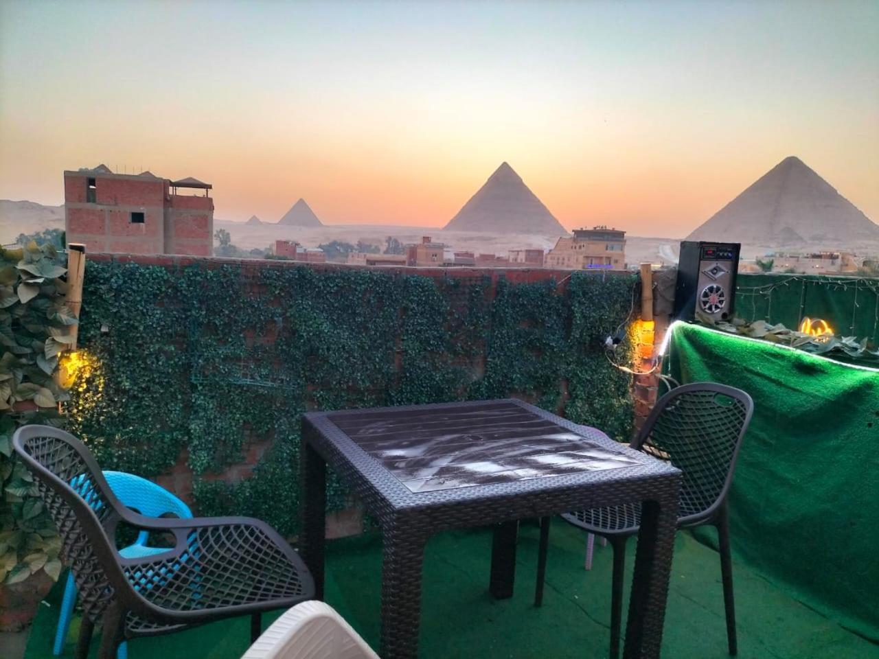 Homestay Ammar Pyramids View *