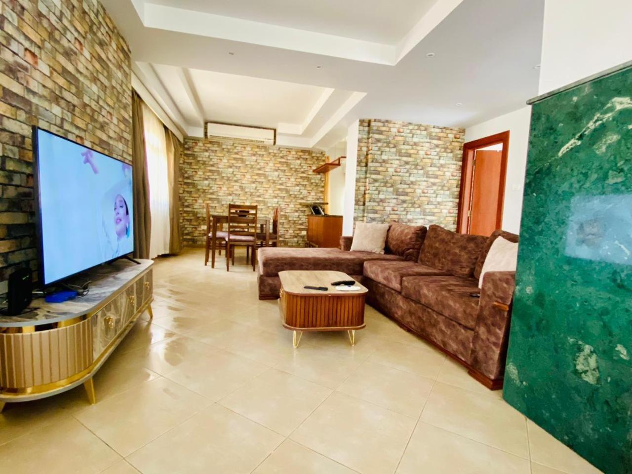 Villa In Heart Of