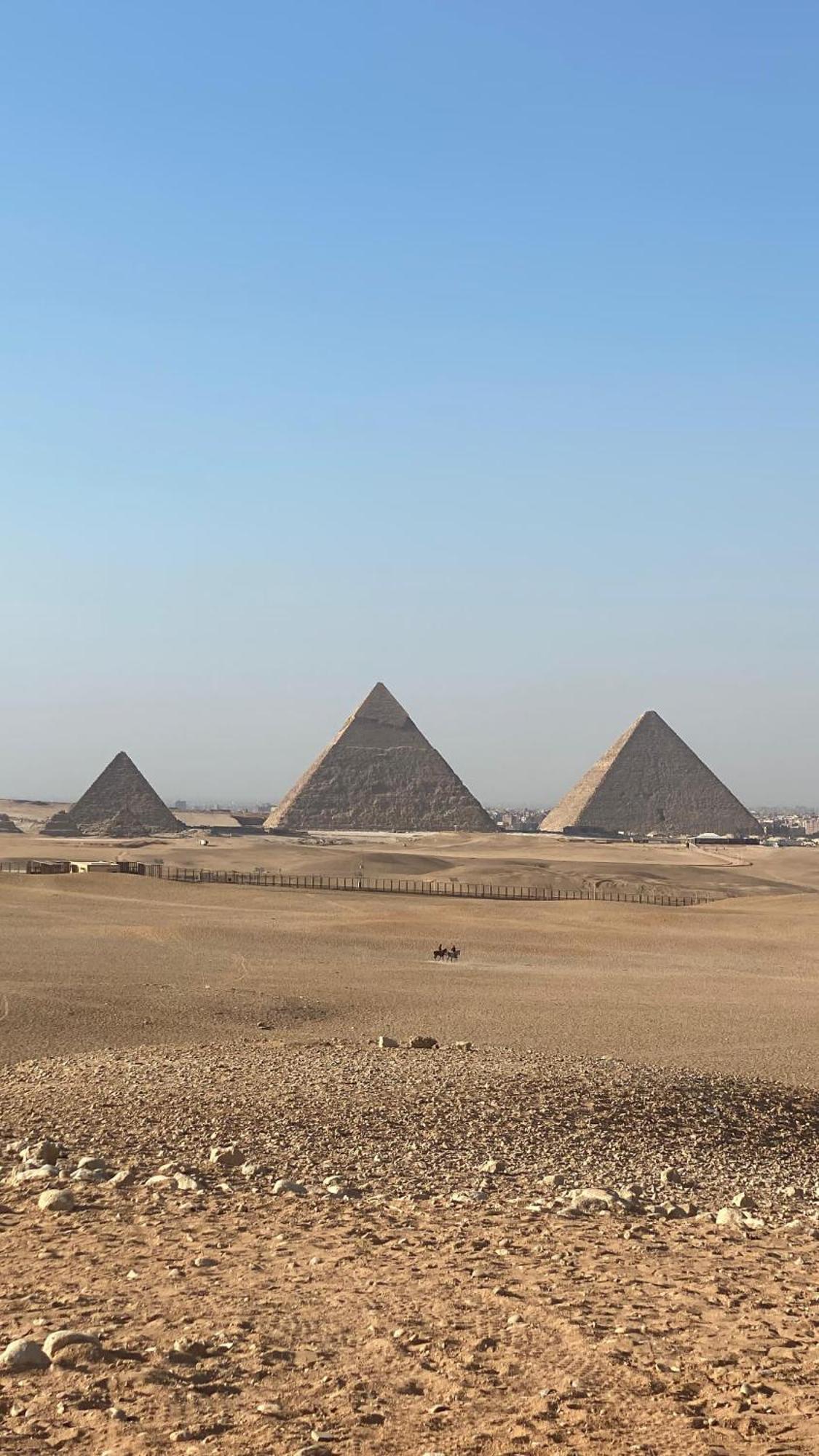 Demo Pyramids View Hotel 4*