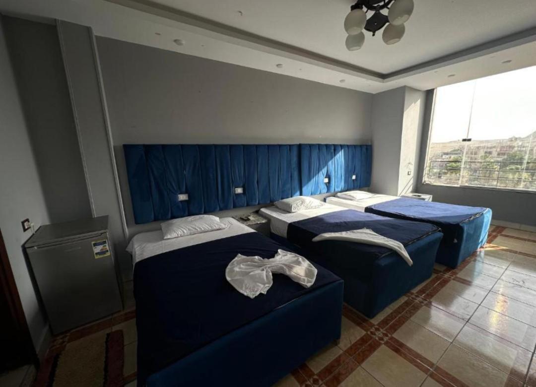 Hotel Demo Pyramids View 4*