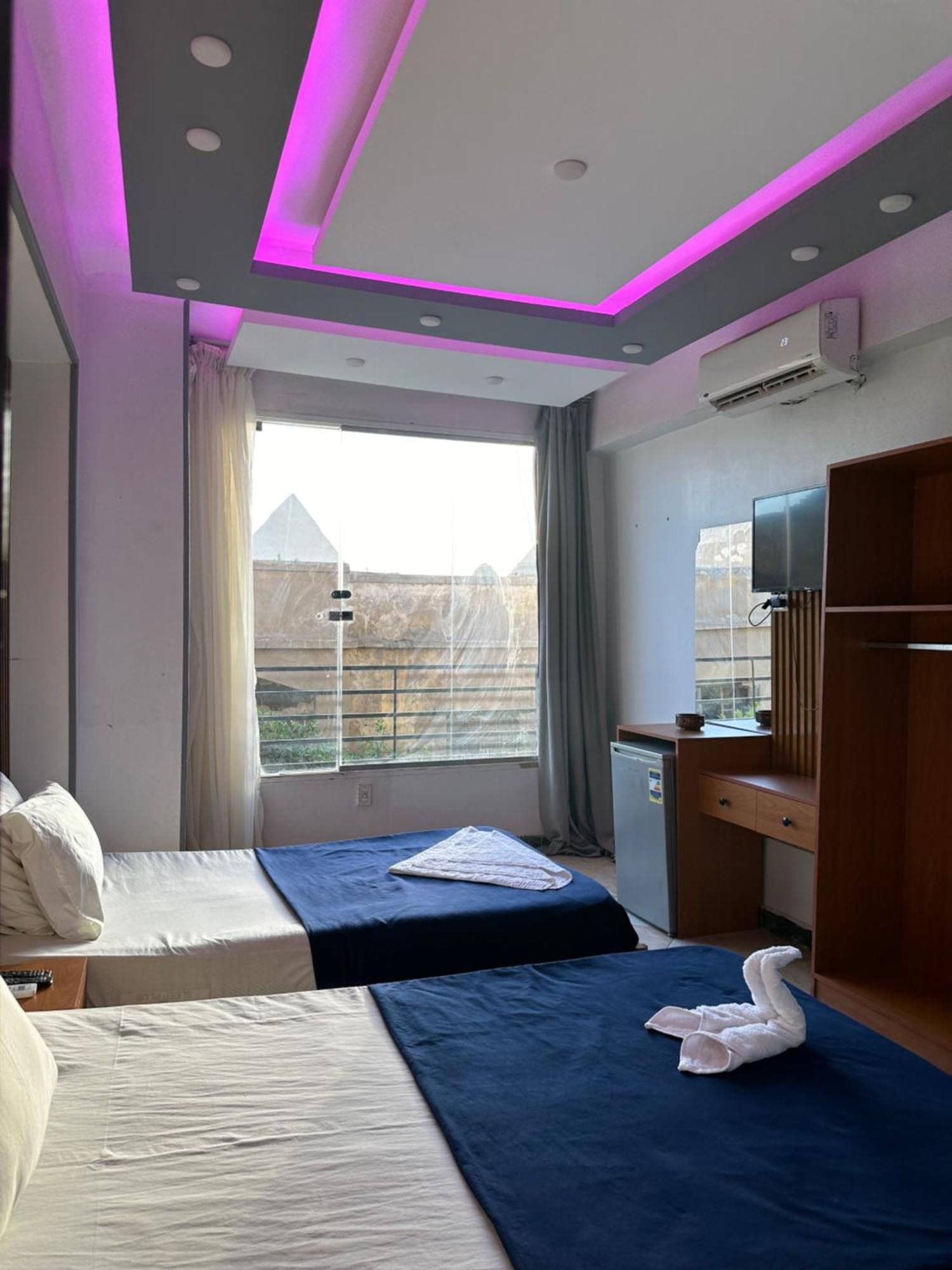 Demo Pyramids View 4* Kafrat al Jabal