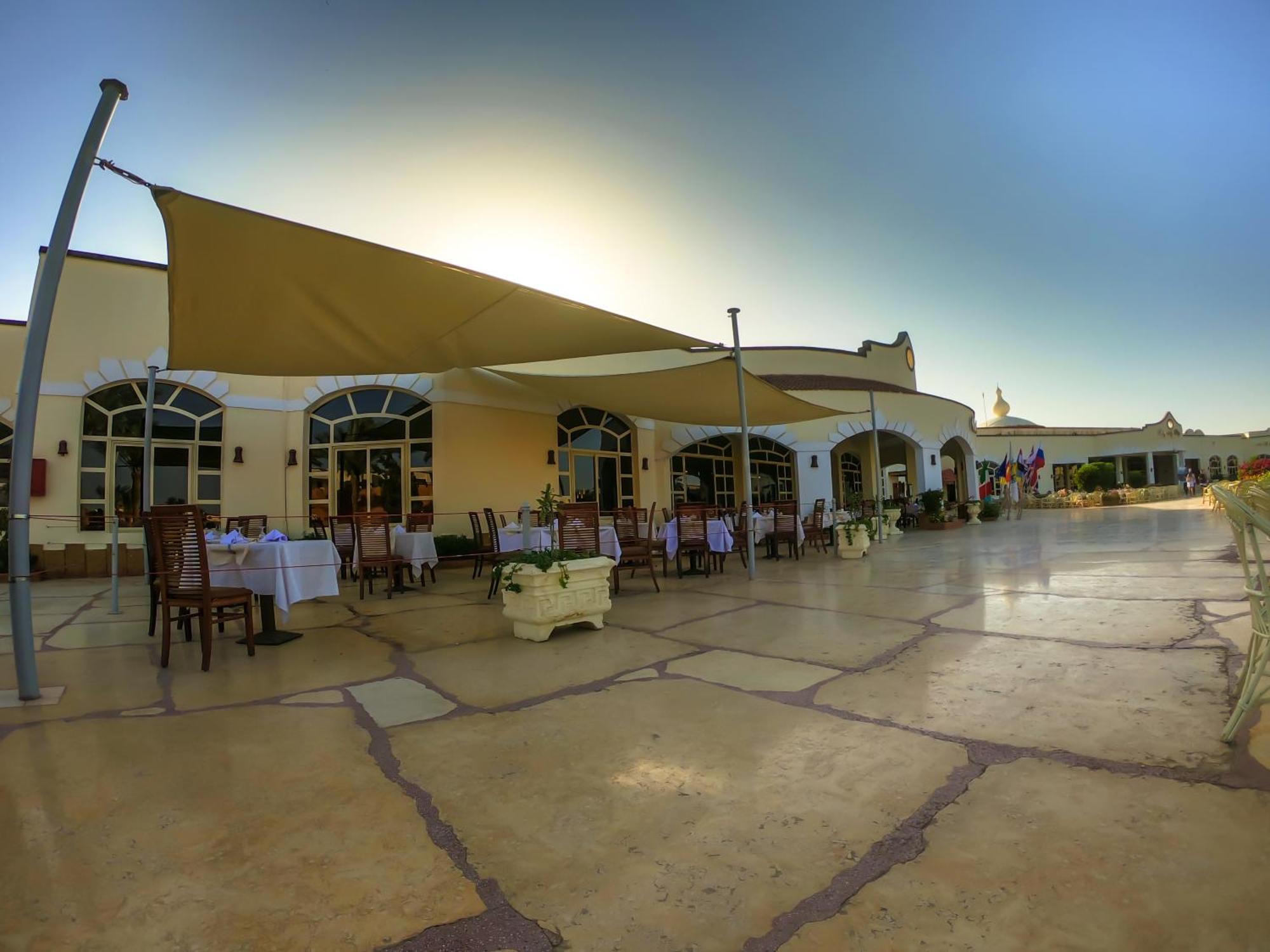 Regency Plaza Aqua Park And 4*