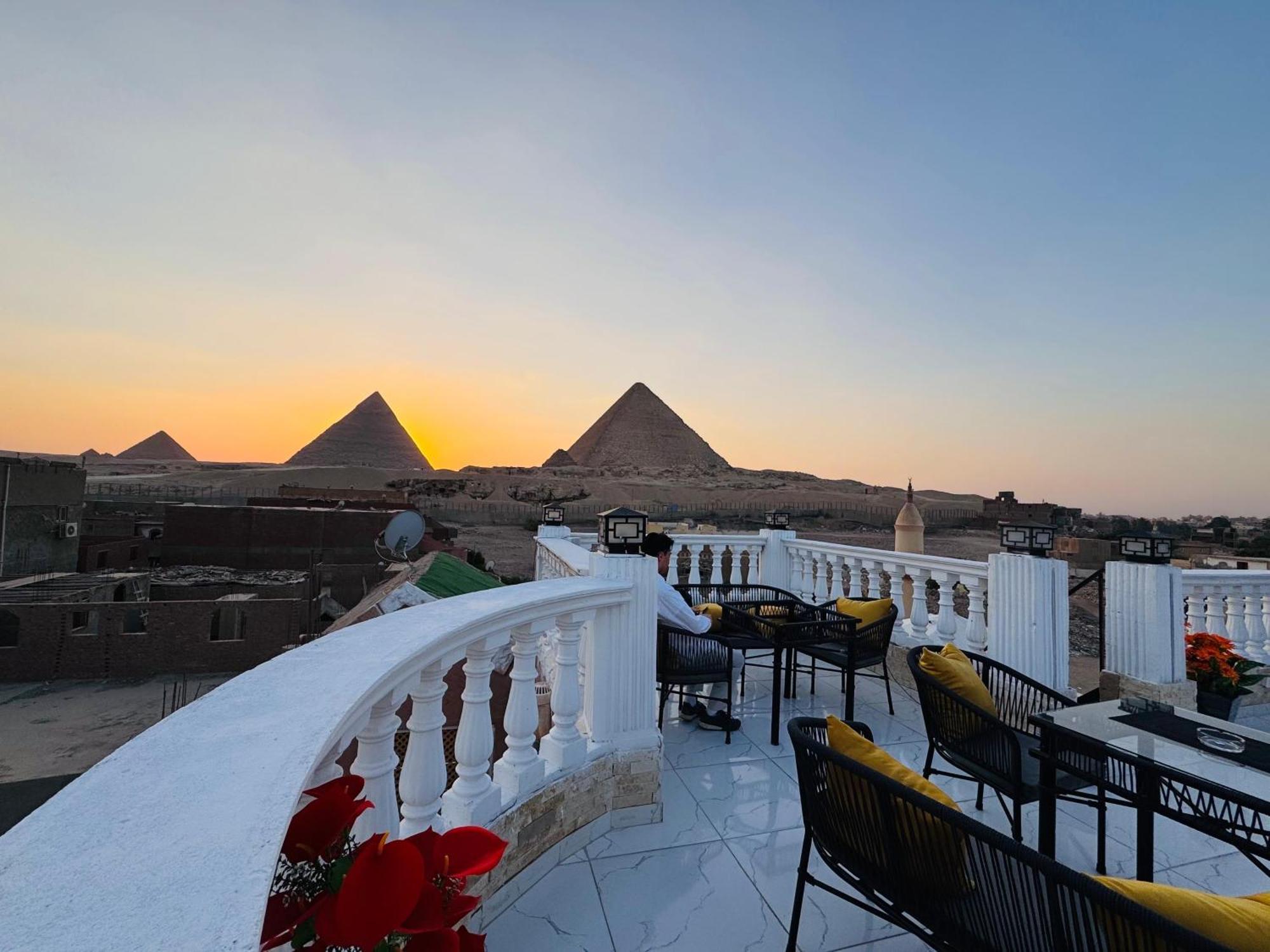 New Scarab Pyramids View Hotel 3*