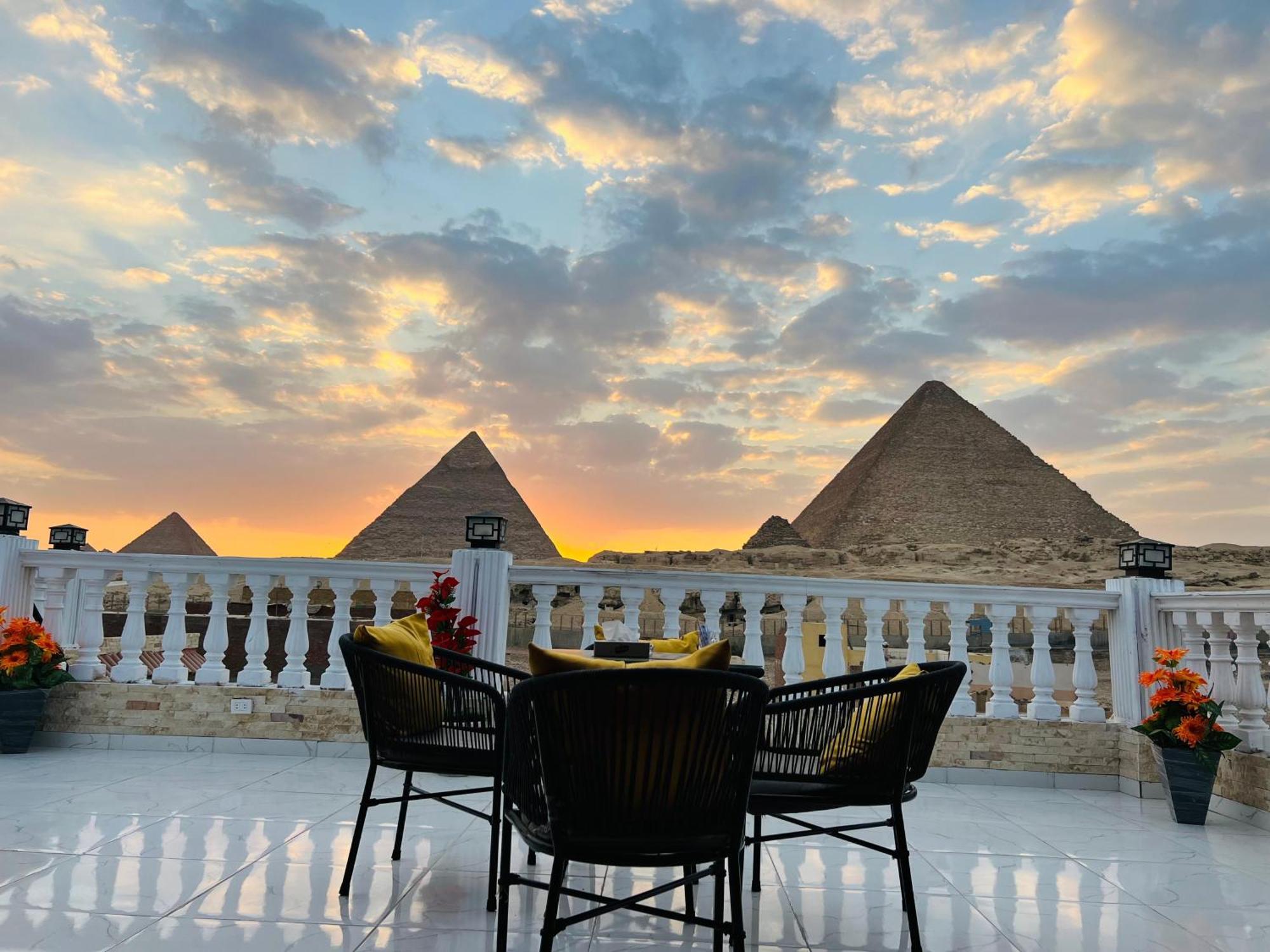 New Scarab Pyramids View Hotel