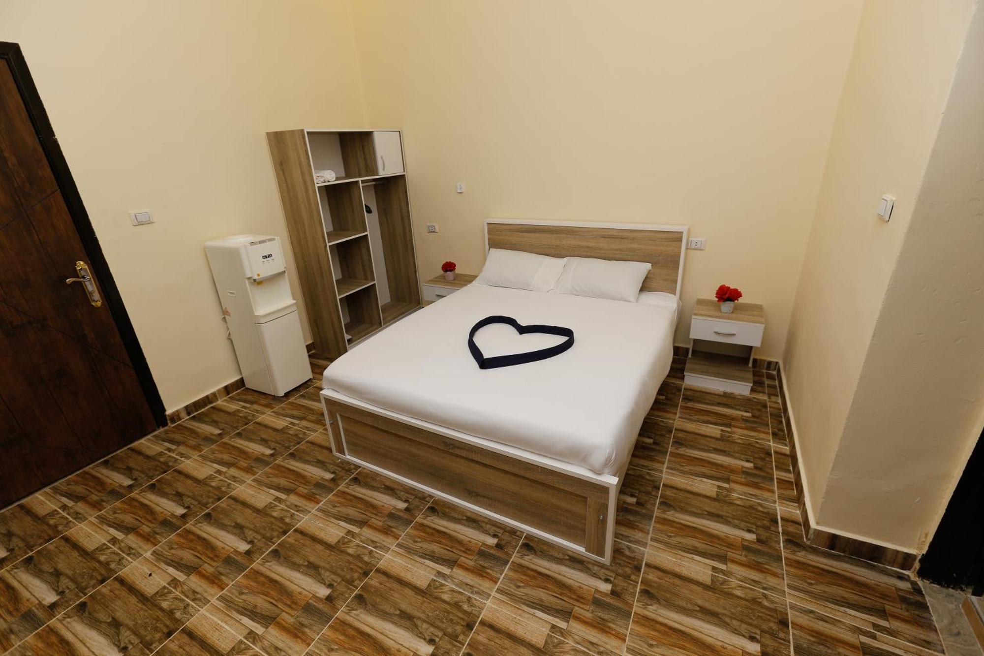 Turquoise Pyramids Gate Centre 3* Kafrat al Jabal