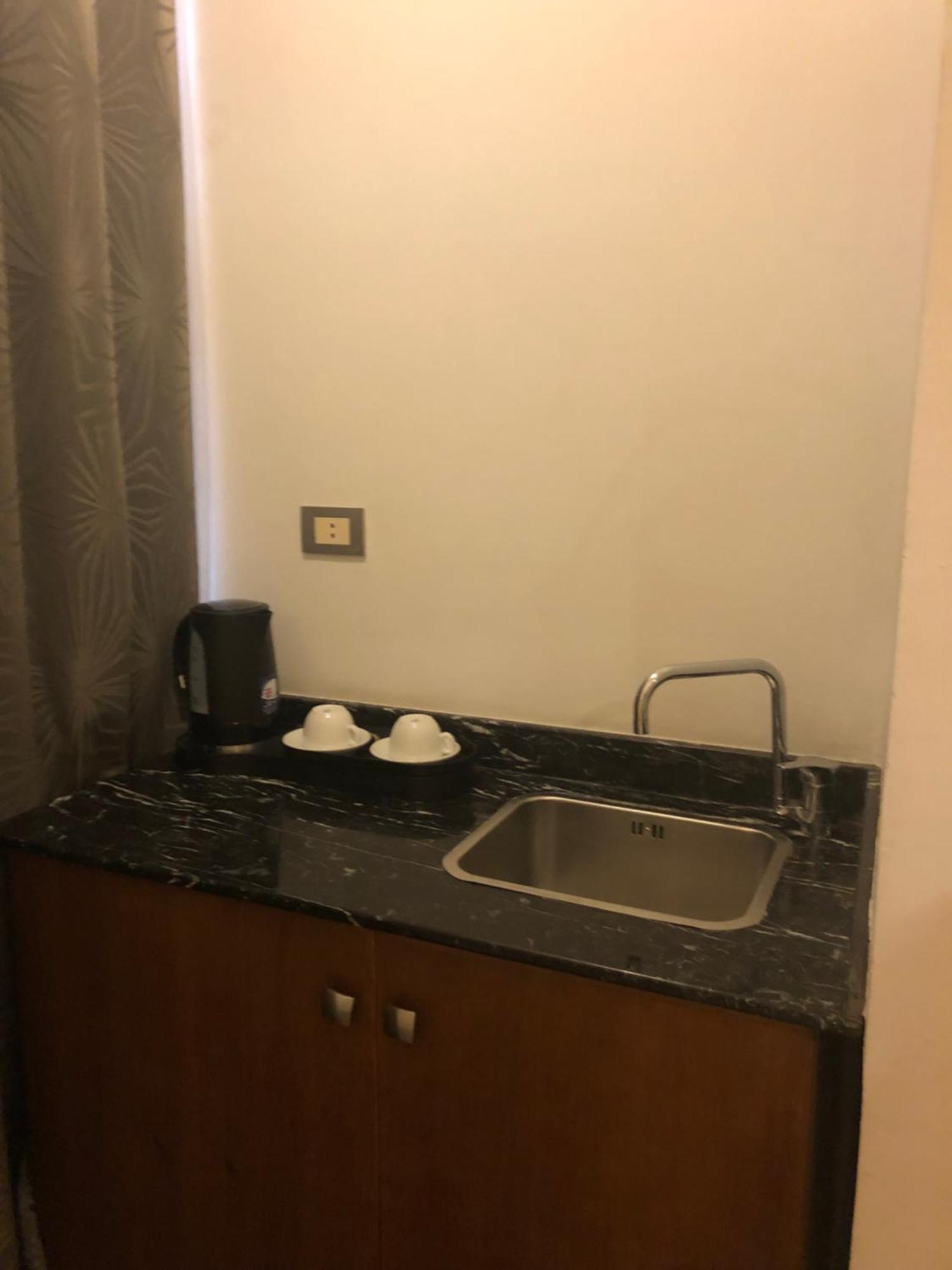 Hotel Maadi