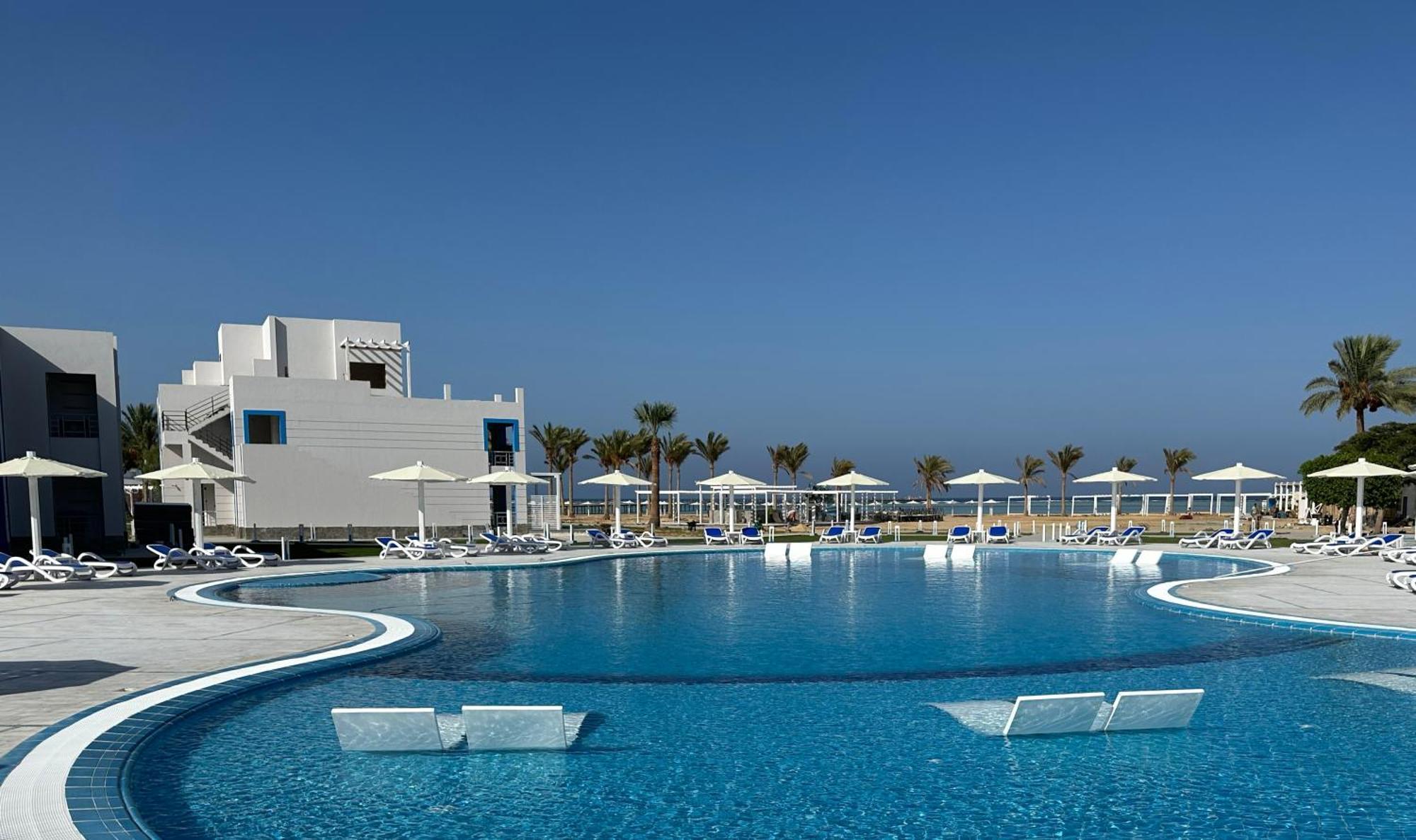 Casa Blue Resort *