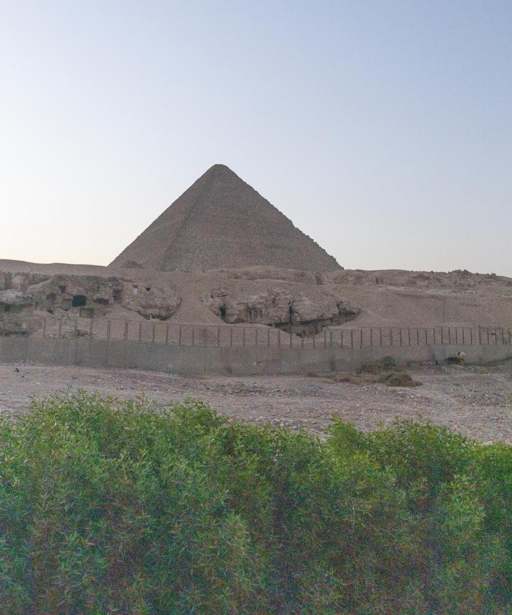 Grensha Pyramids Kafrat al Jabal