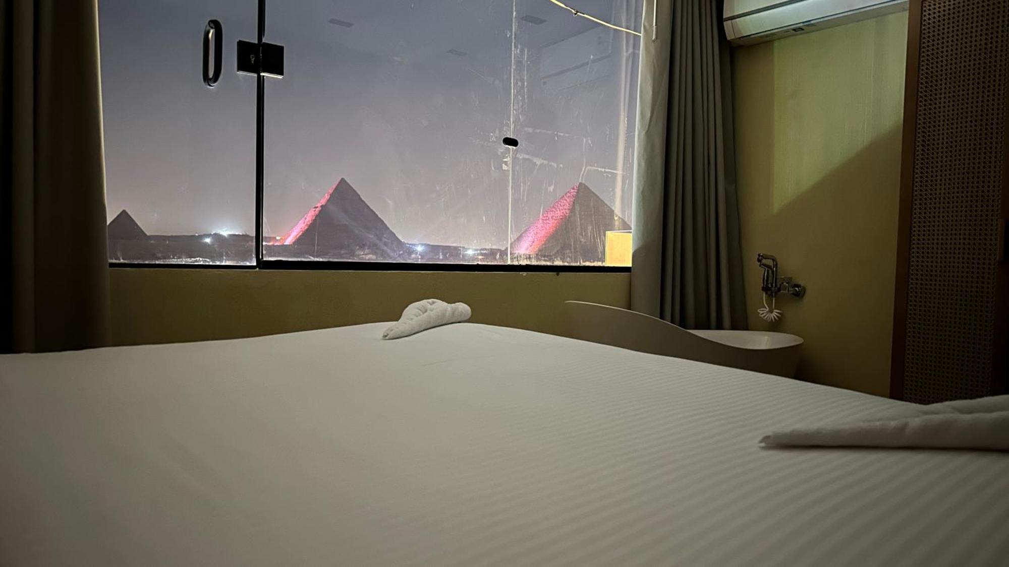 Eterna Pyramids Hotel