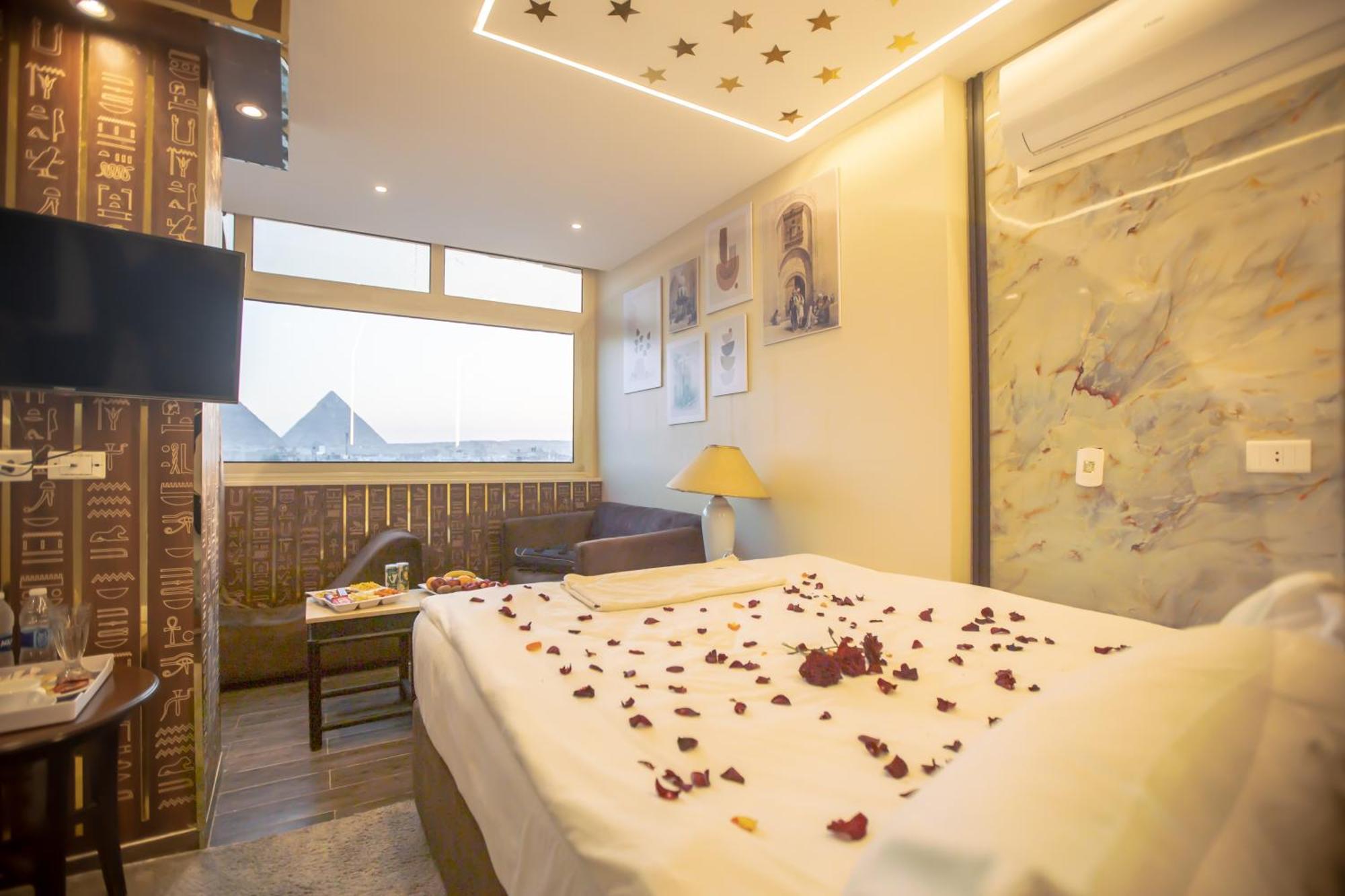 Comfort Giza Golden *