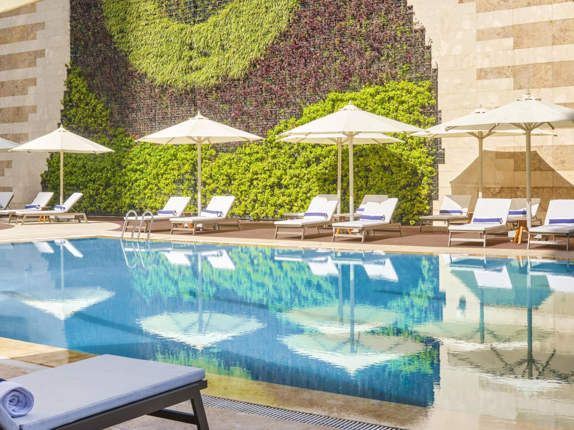 Hotel Hilton Nile Maadi 5*