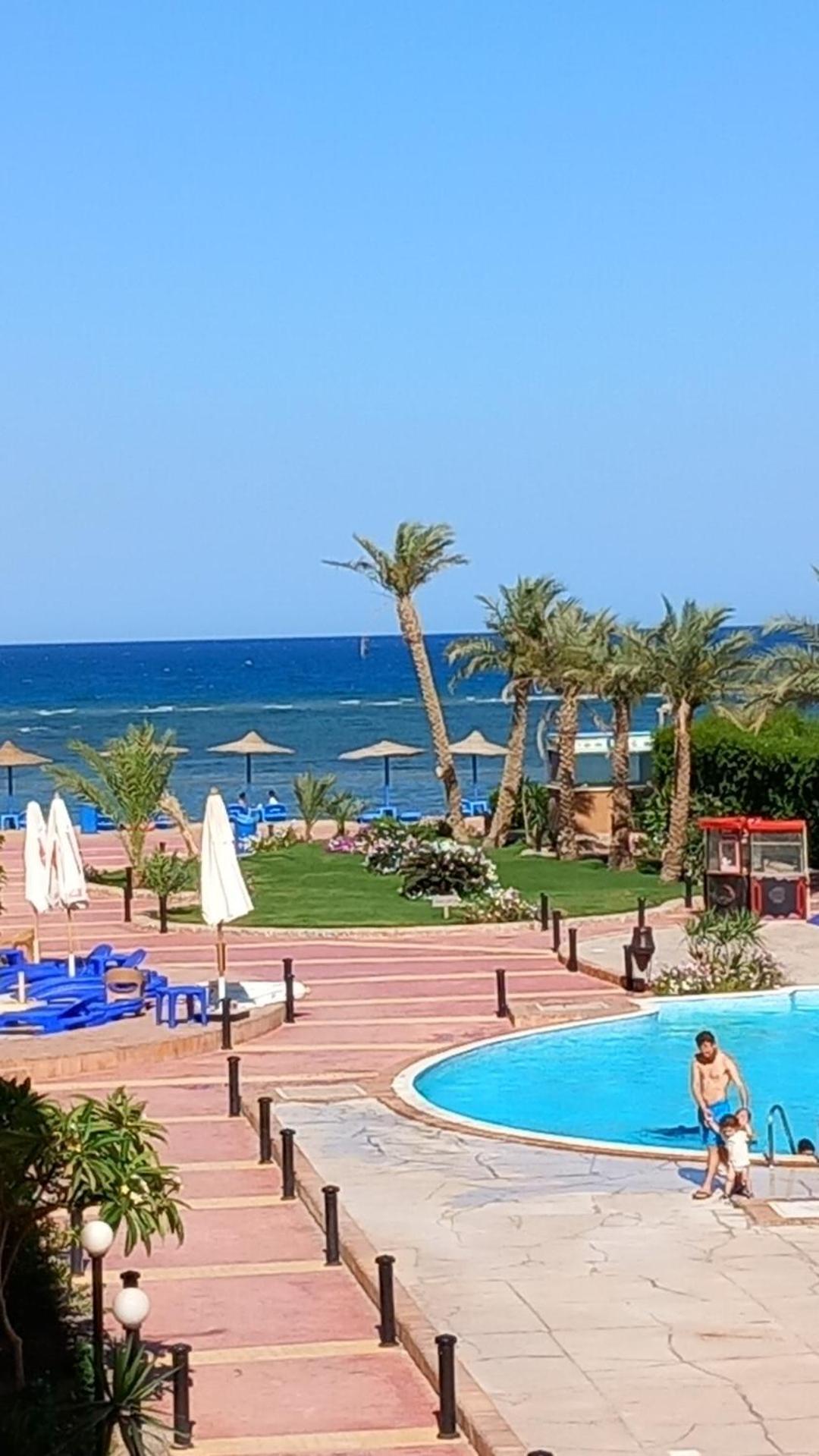 Aparthotel Cecelia *