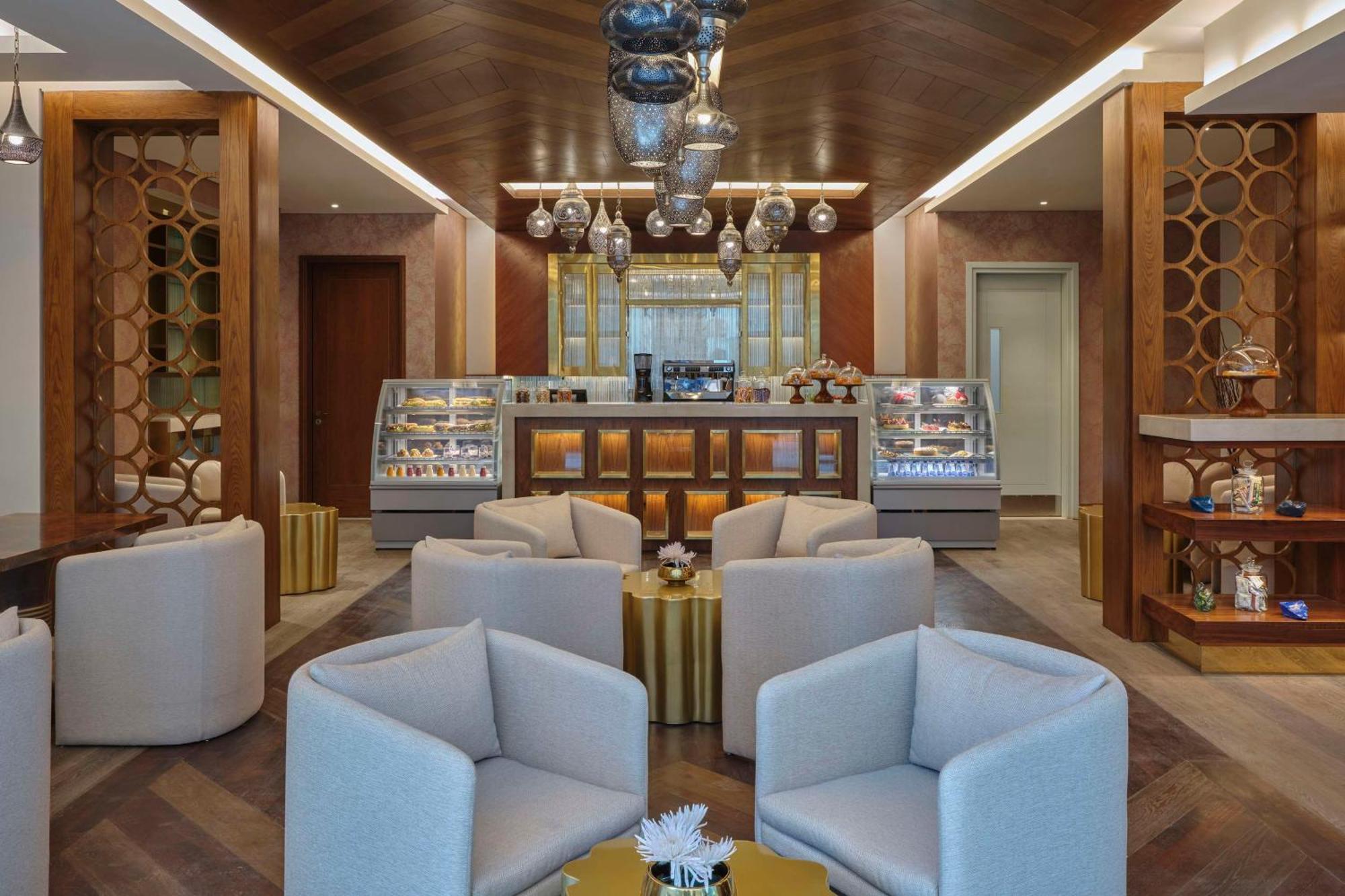 Hotel Hilton Nile Maadi 5*