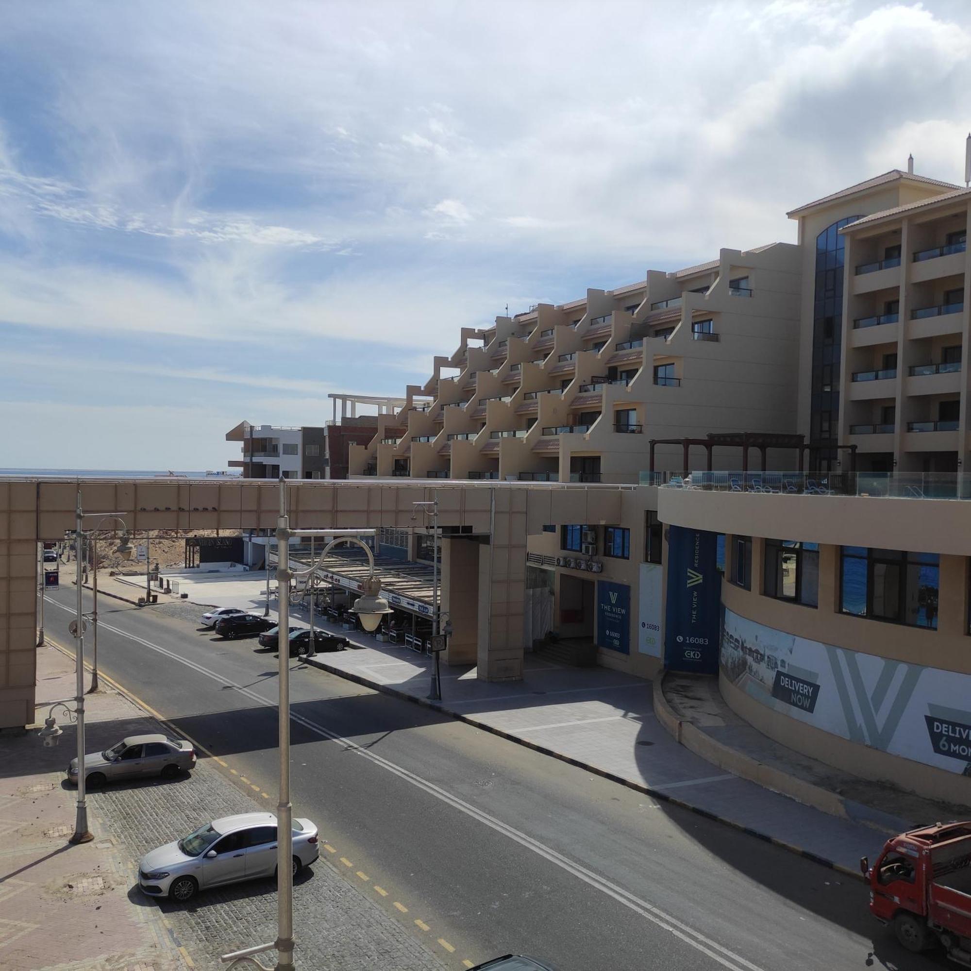 Full With Panoramic View Of Daire