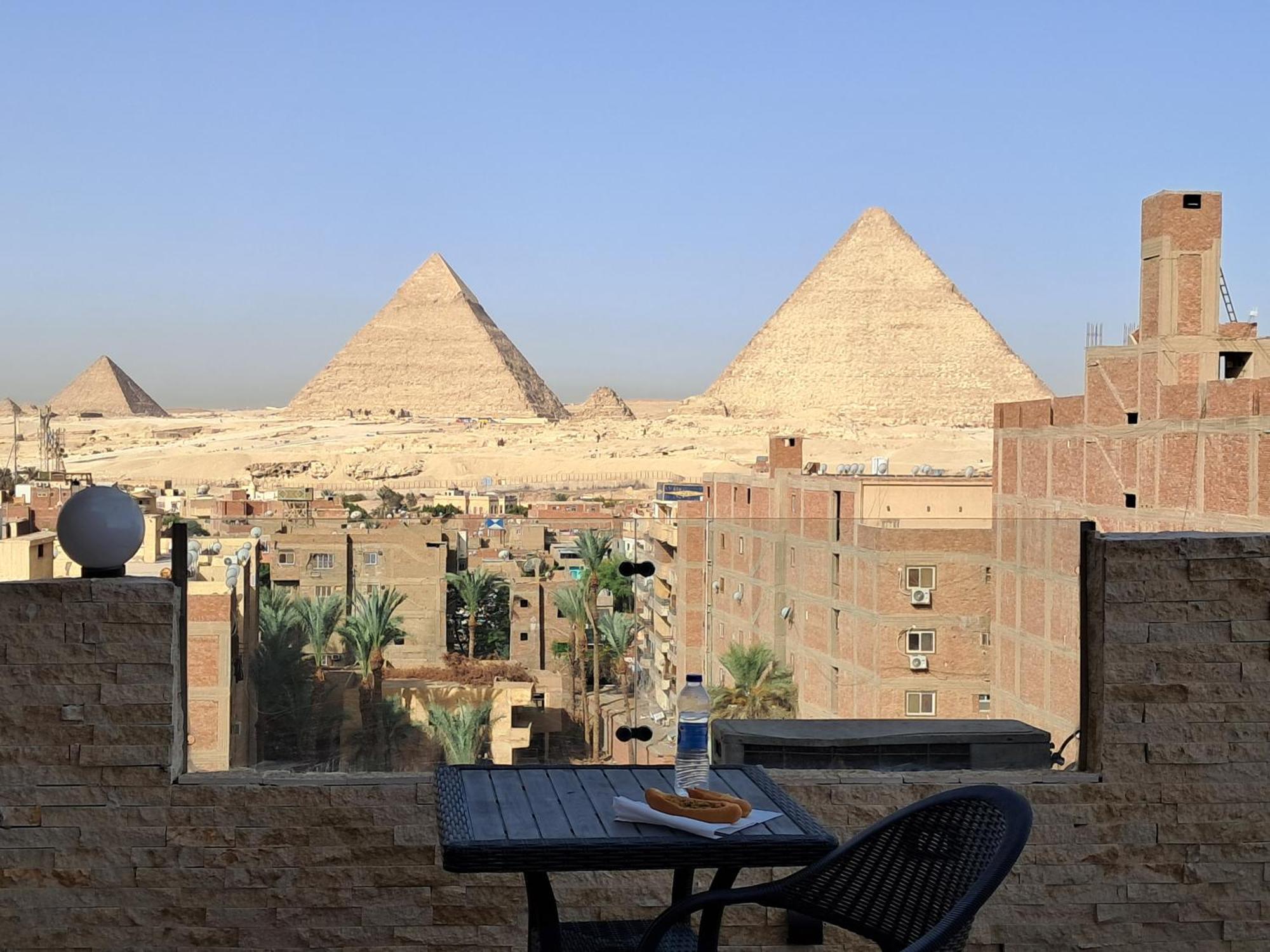 Piramide De Giza View