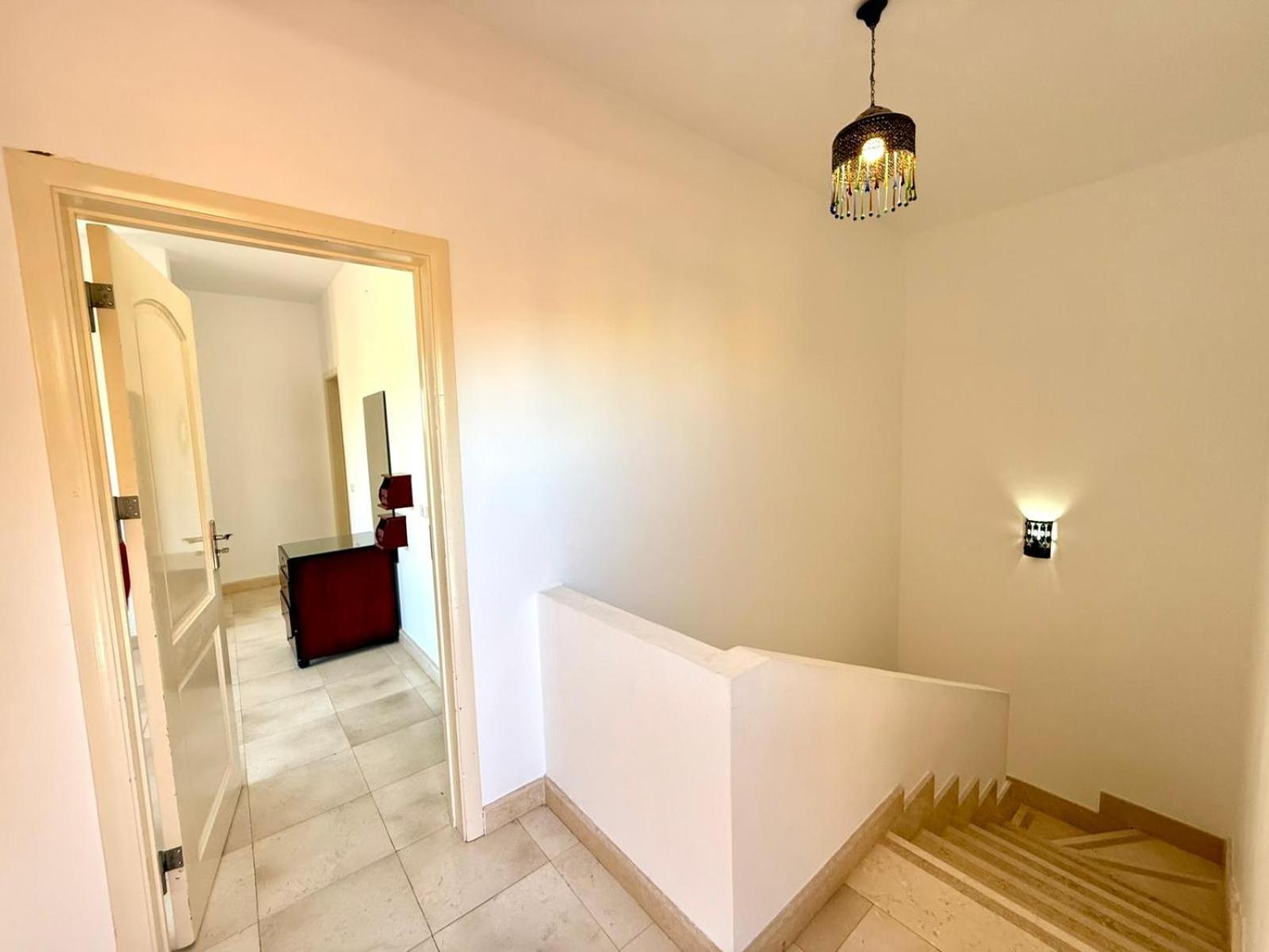 Luxury 4br Sea View Aldora Resort, Villa