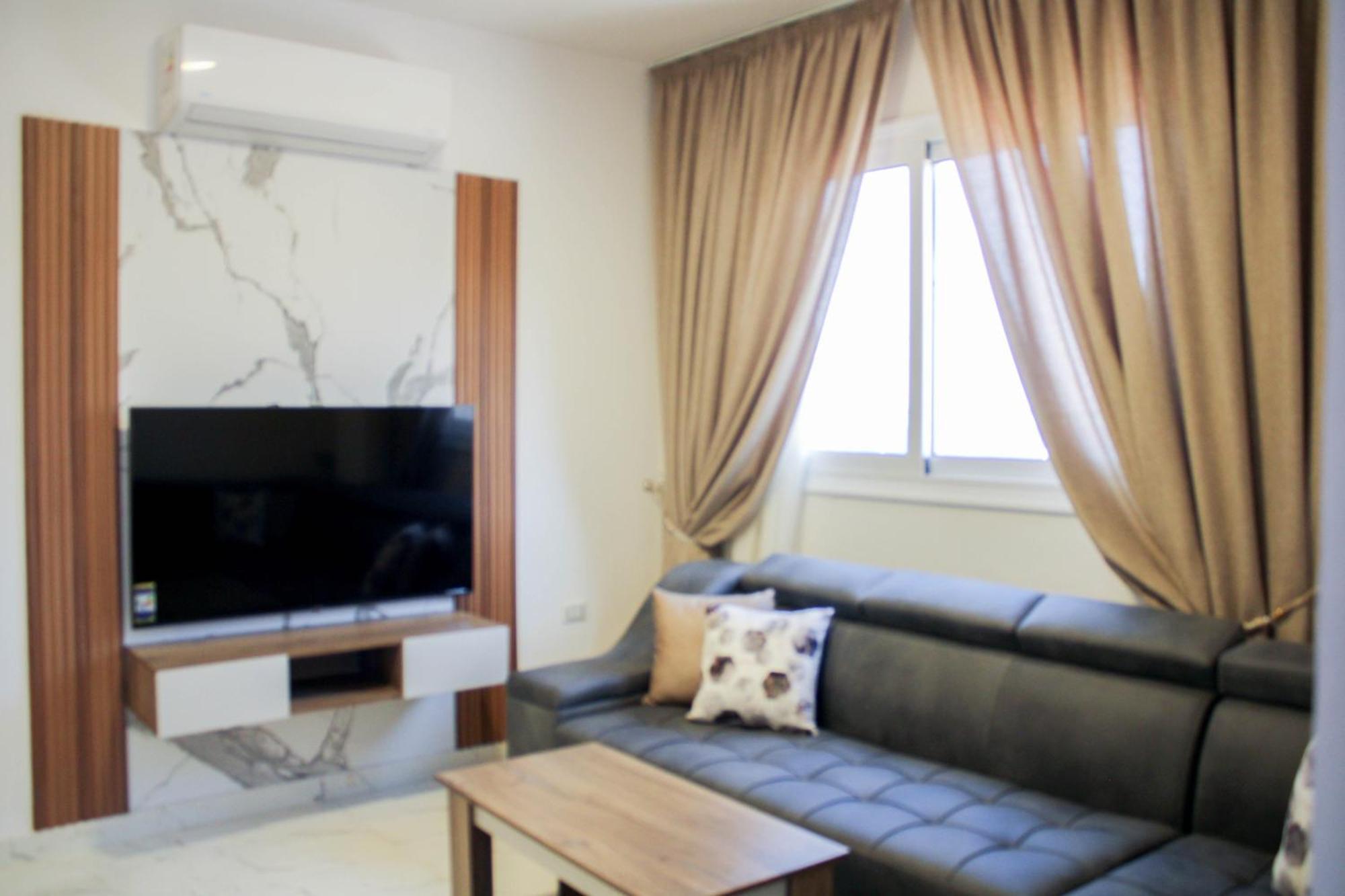 Apartment La Prestigia
