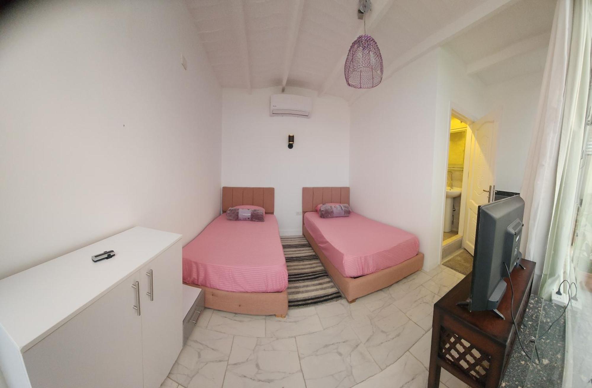 White Roof - Hostel Hurghada