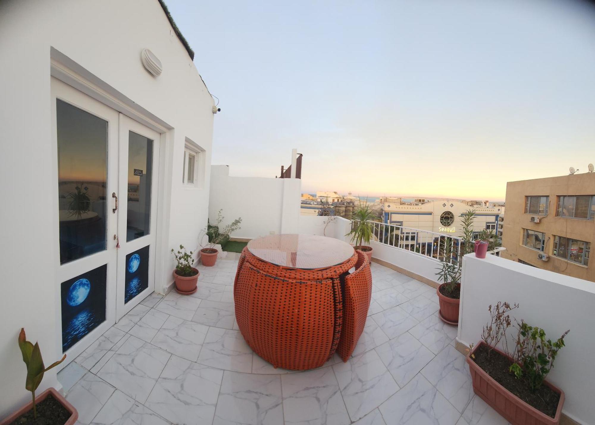 White Roof - *