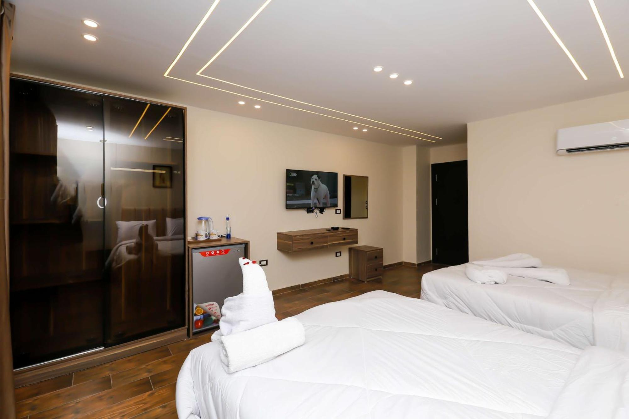 Bed & Breakfast Imperial Pyramids View