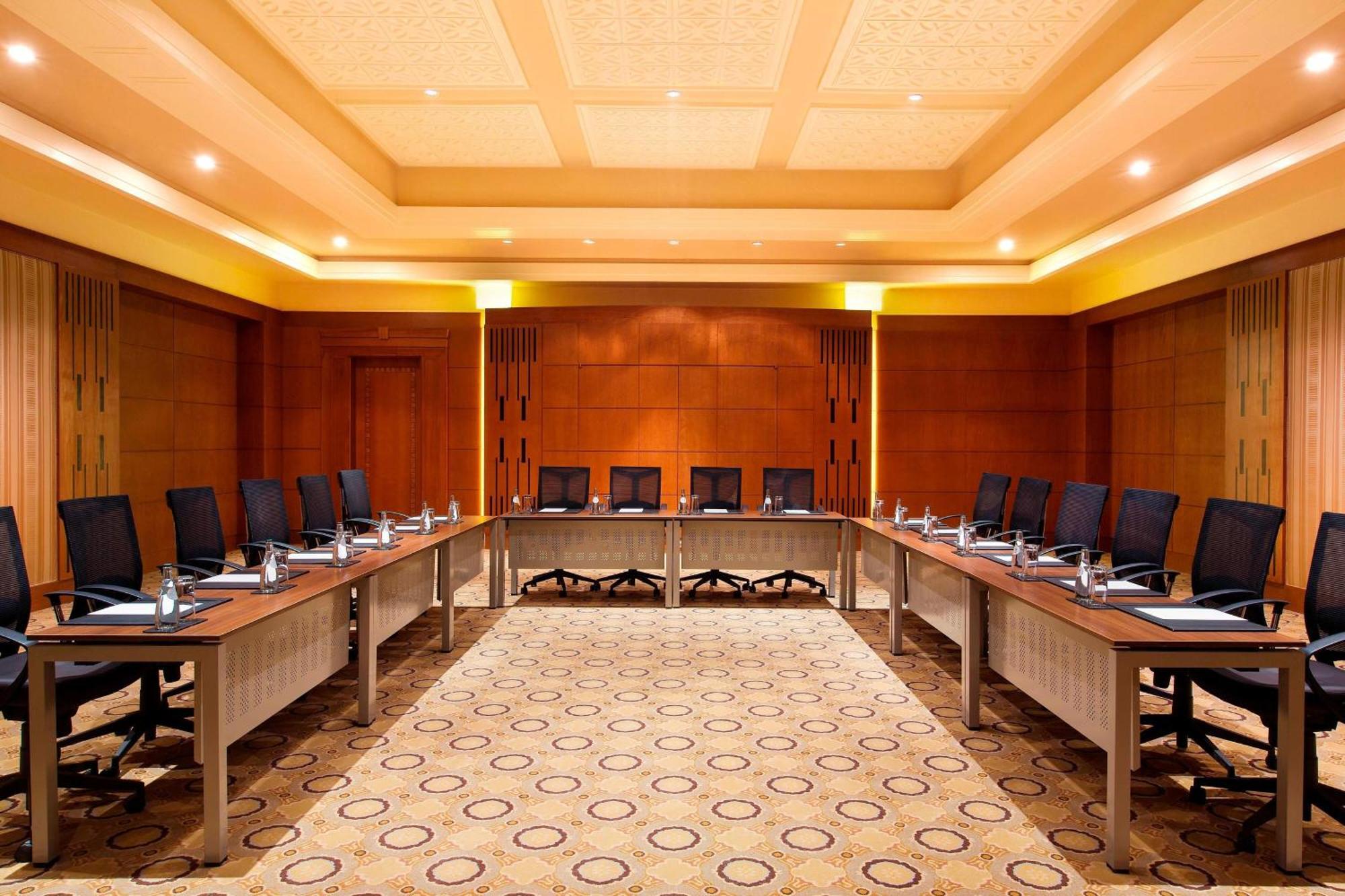 The Nile Ritz-carlton,