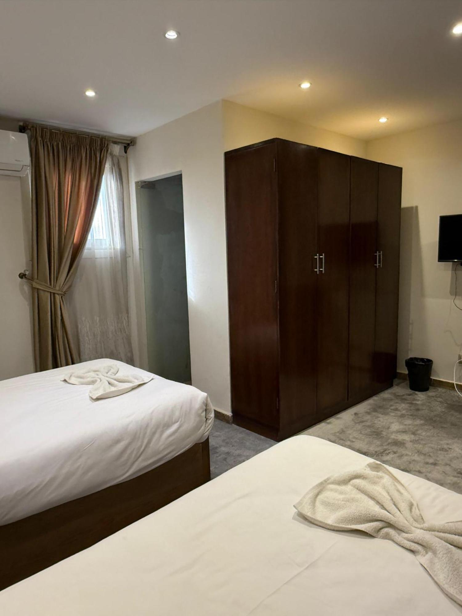 Hotel Topaz Pyramids View Kafrat al Jabal