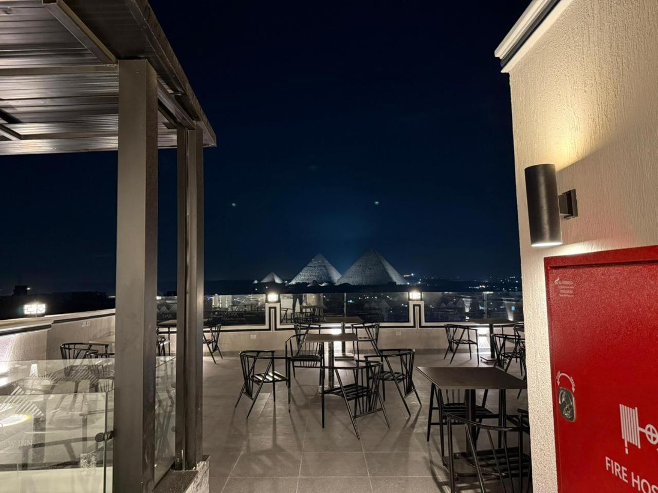 Dar Pyramids View - Rooftop