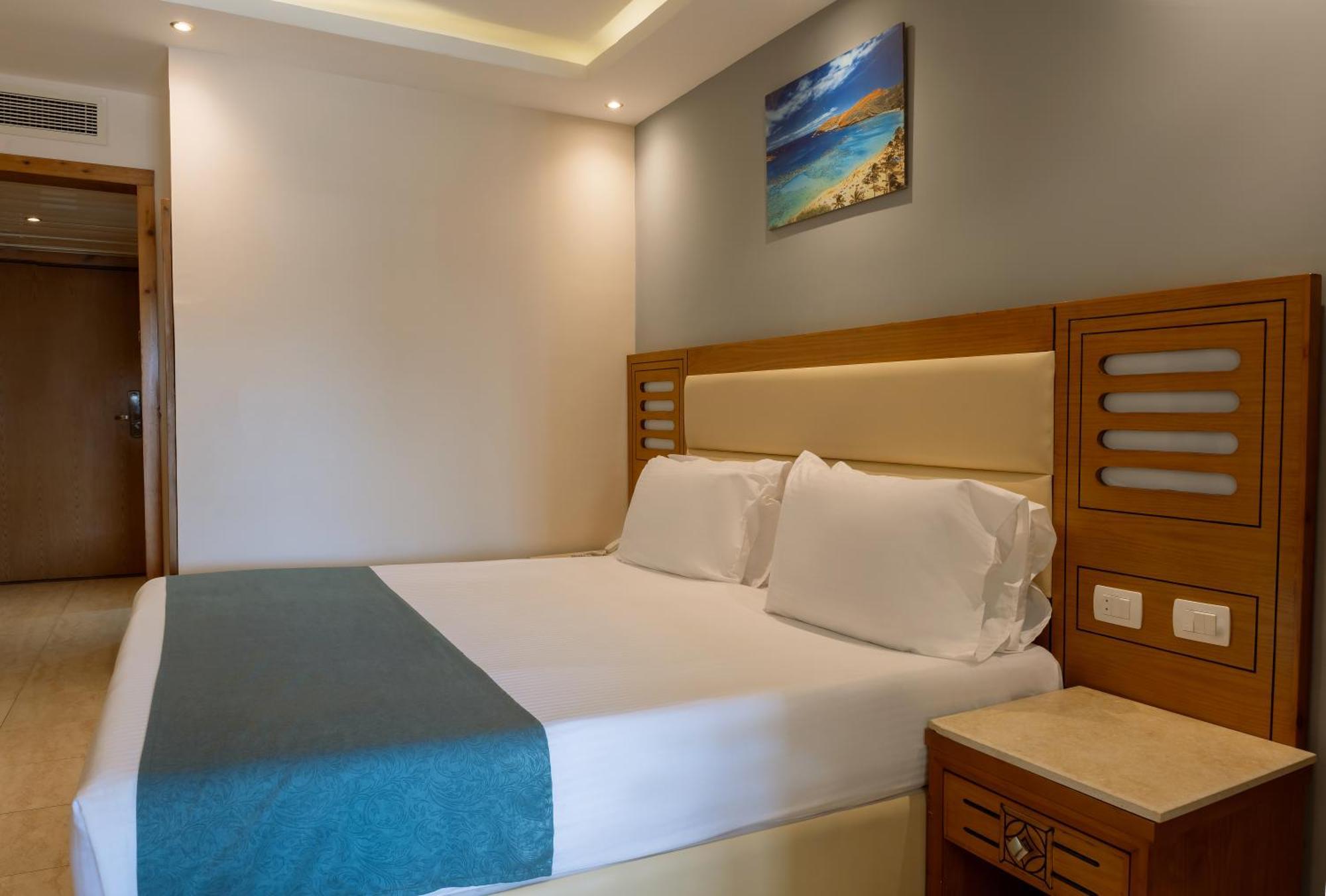 Complex Sunrise Alora Aqua Park Hurghada