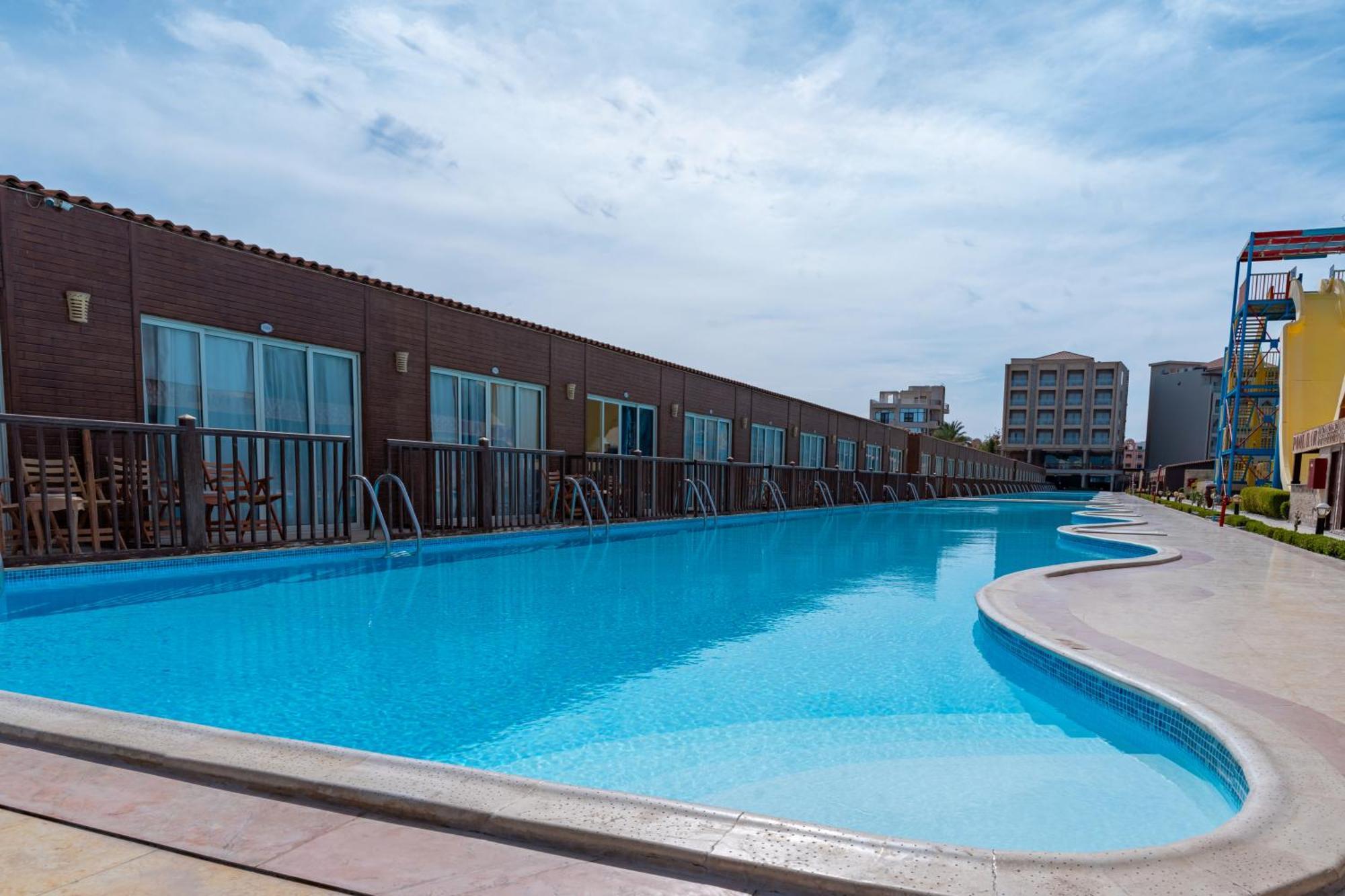 Sunrise Alora Aqua Park 4*
