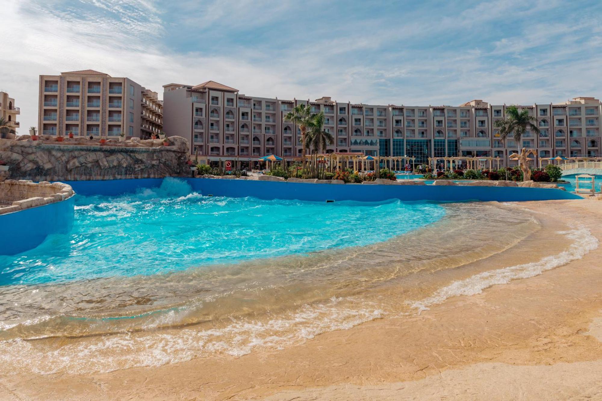 Sunrise Alora Aqua Park Complex 4*