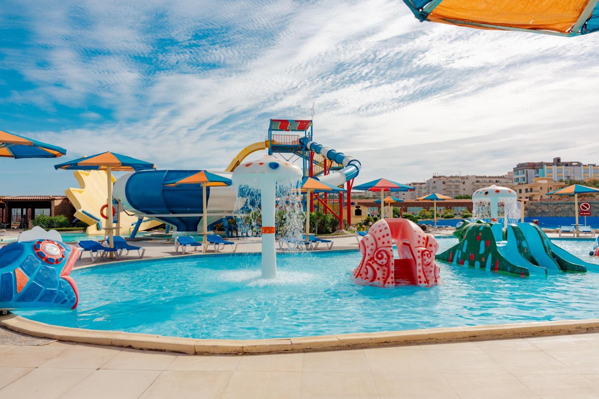 Sunrise Alora Aqua Park