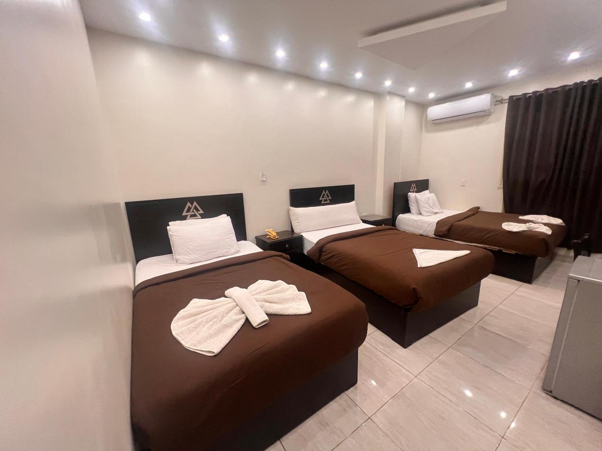 Hotel Pyramids And Sphinx Kafrat al Jabal
