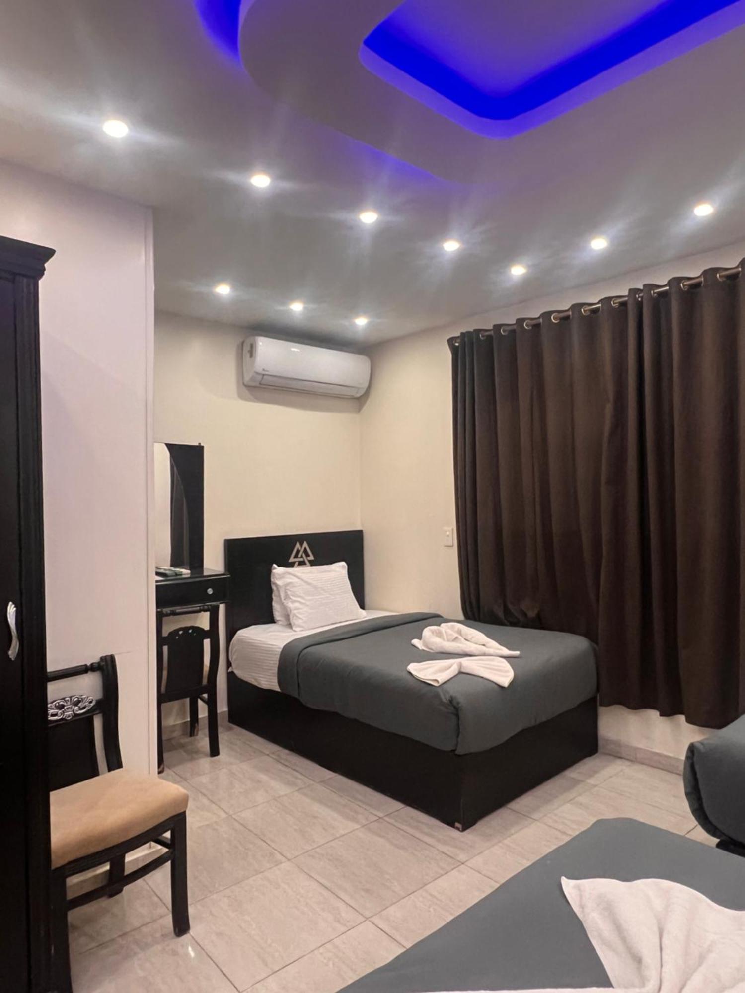 Hotel Pyramids And Sphinx Kafrat al Jabal