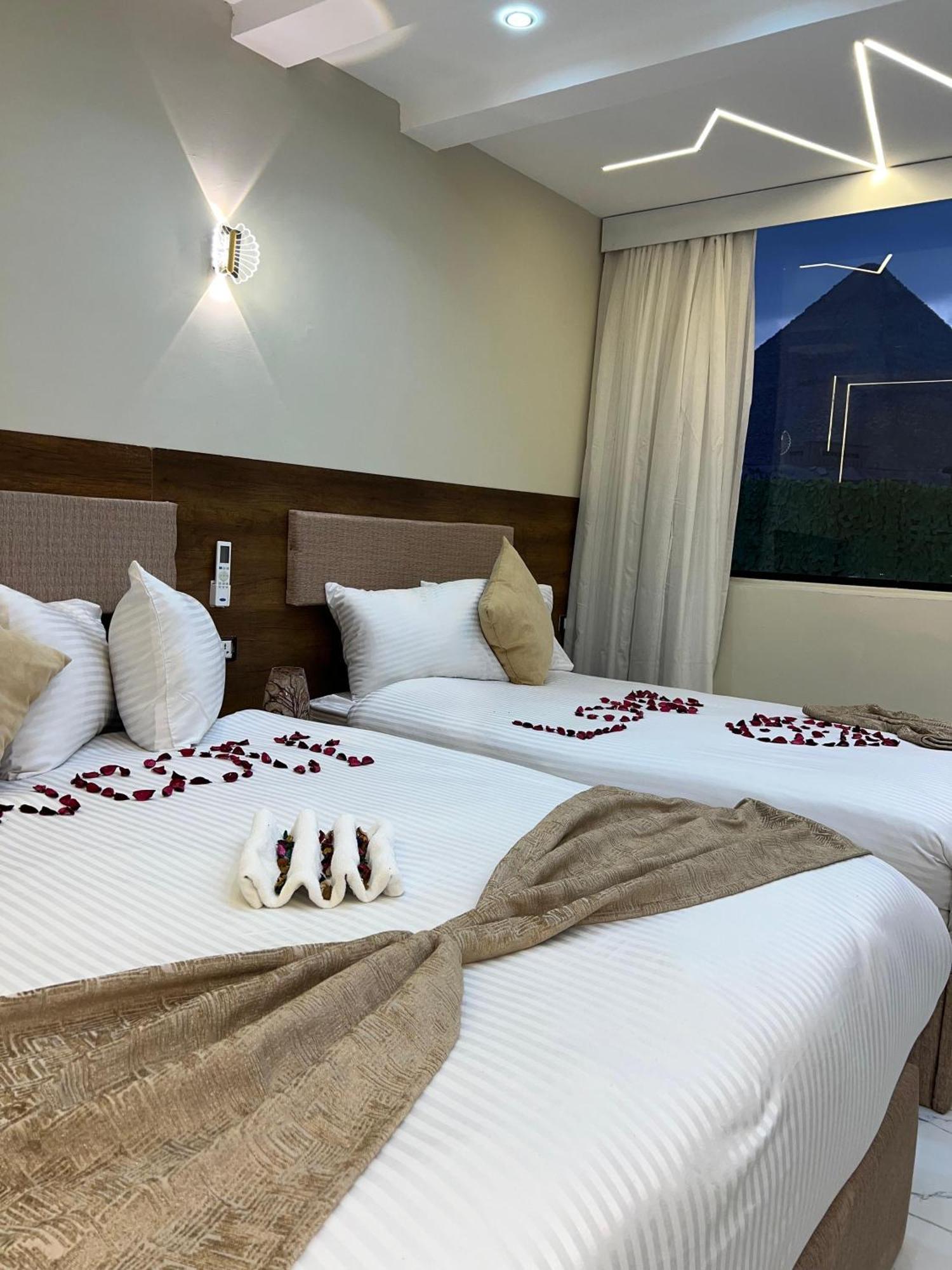 New Golf Pyramids View 3* Kafrat al Jabal