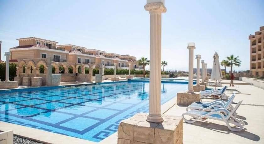 Resort In With Private