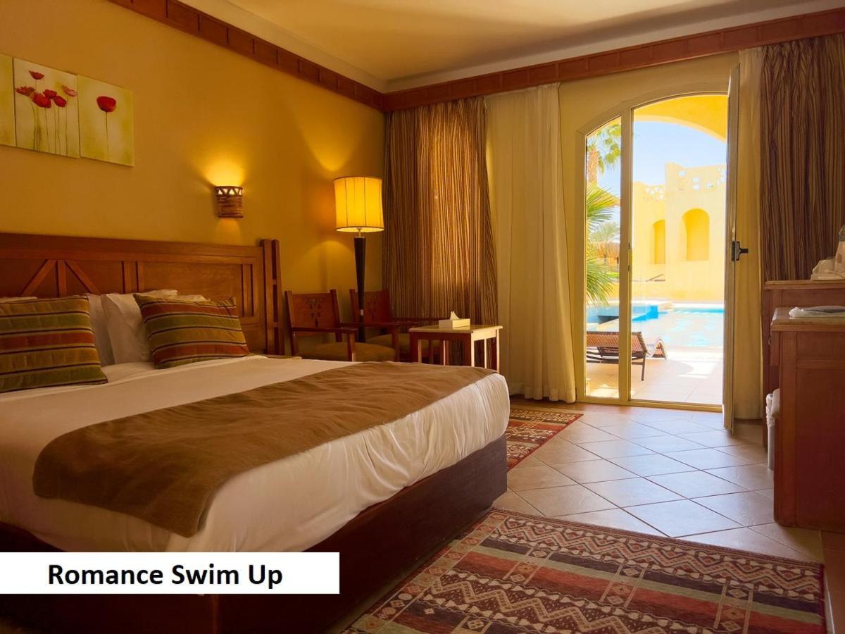 Regency Plaza Aqua Park And Resort 4*