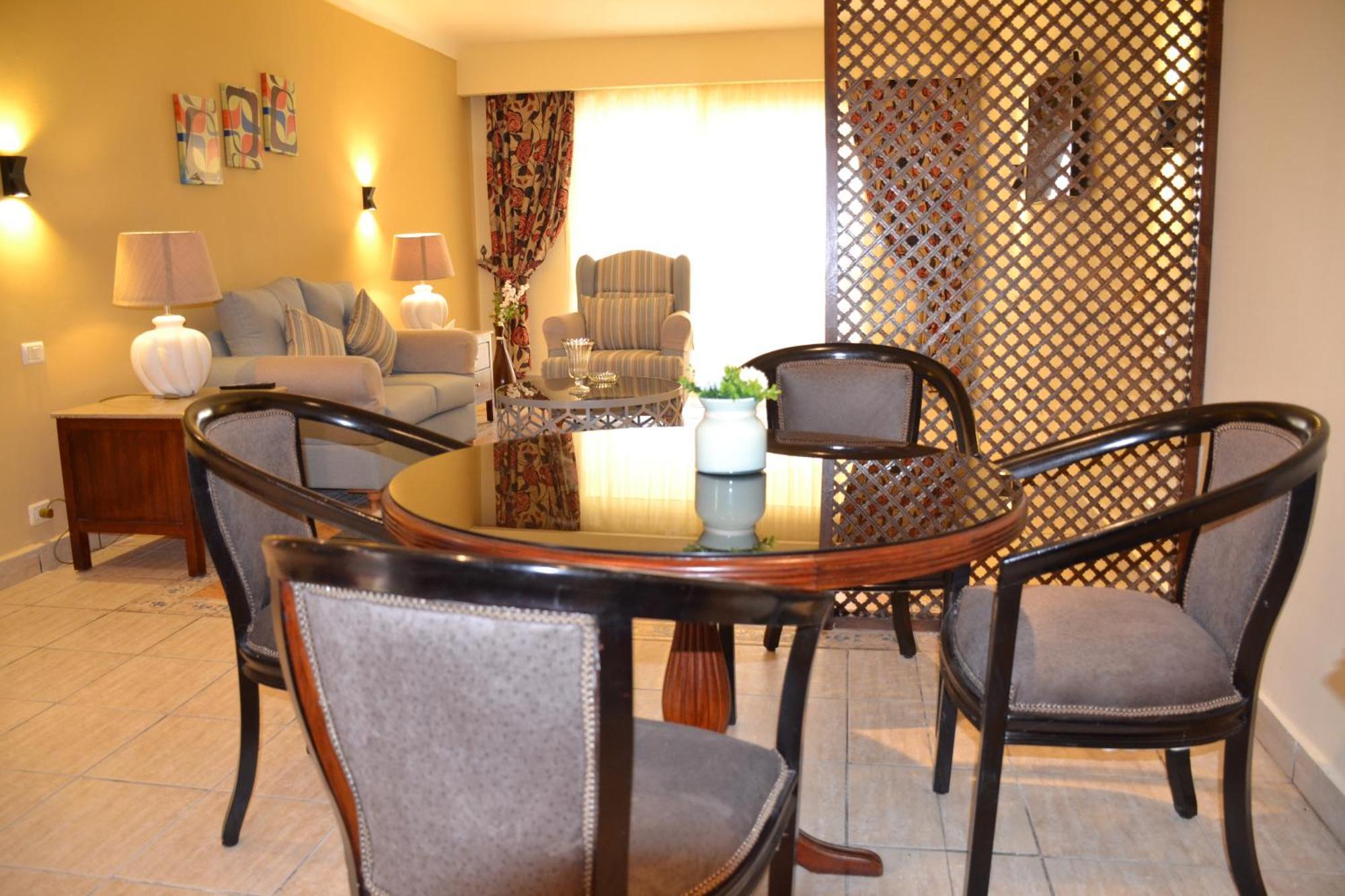 Regency Plaza Aqua Park And 4*