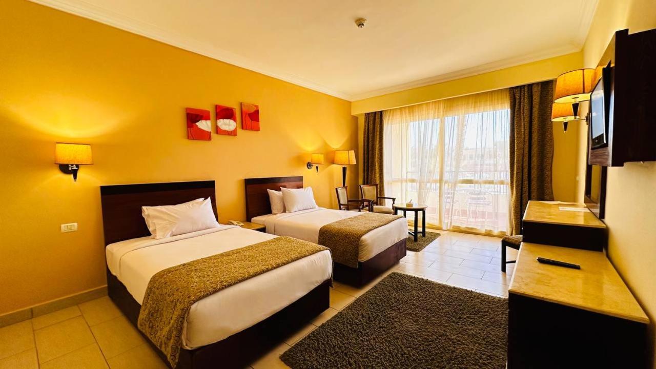 Regency Plaza Aqua Park And Resort
