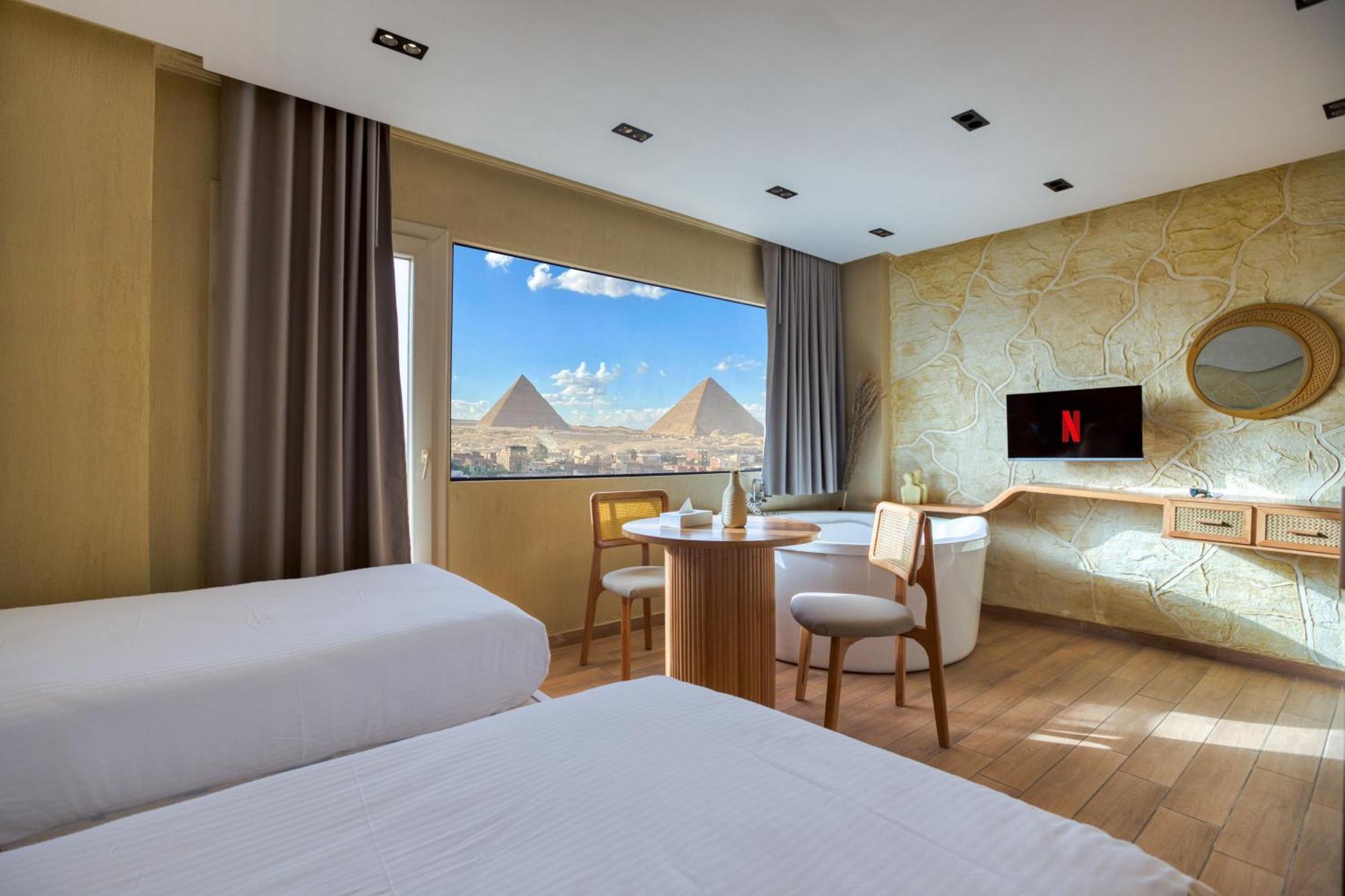Hotel Eterna Pyramids View 4*