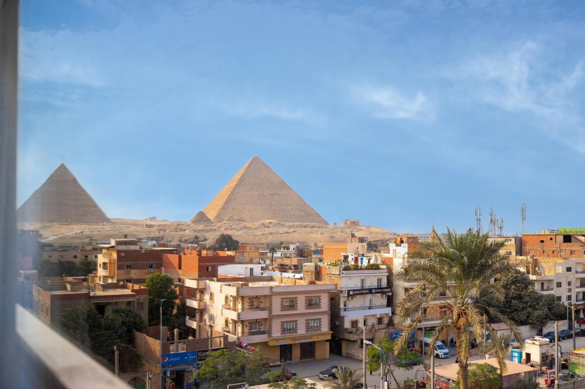 Hotel Galaxy Pyramids View *