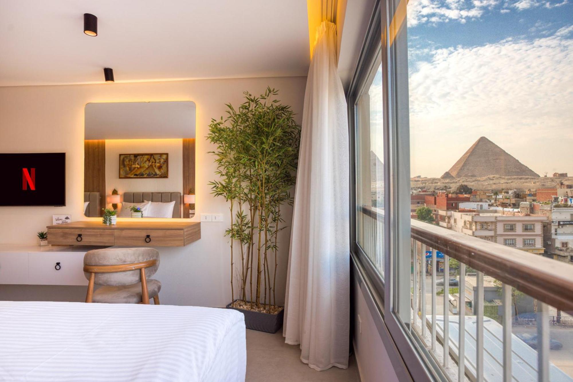 Galaxy Pyramids View Hotel