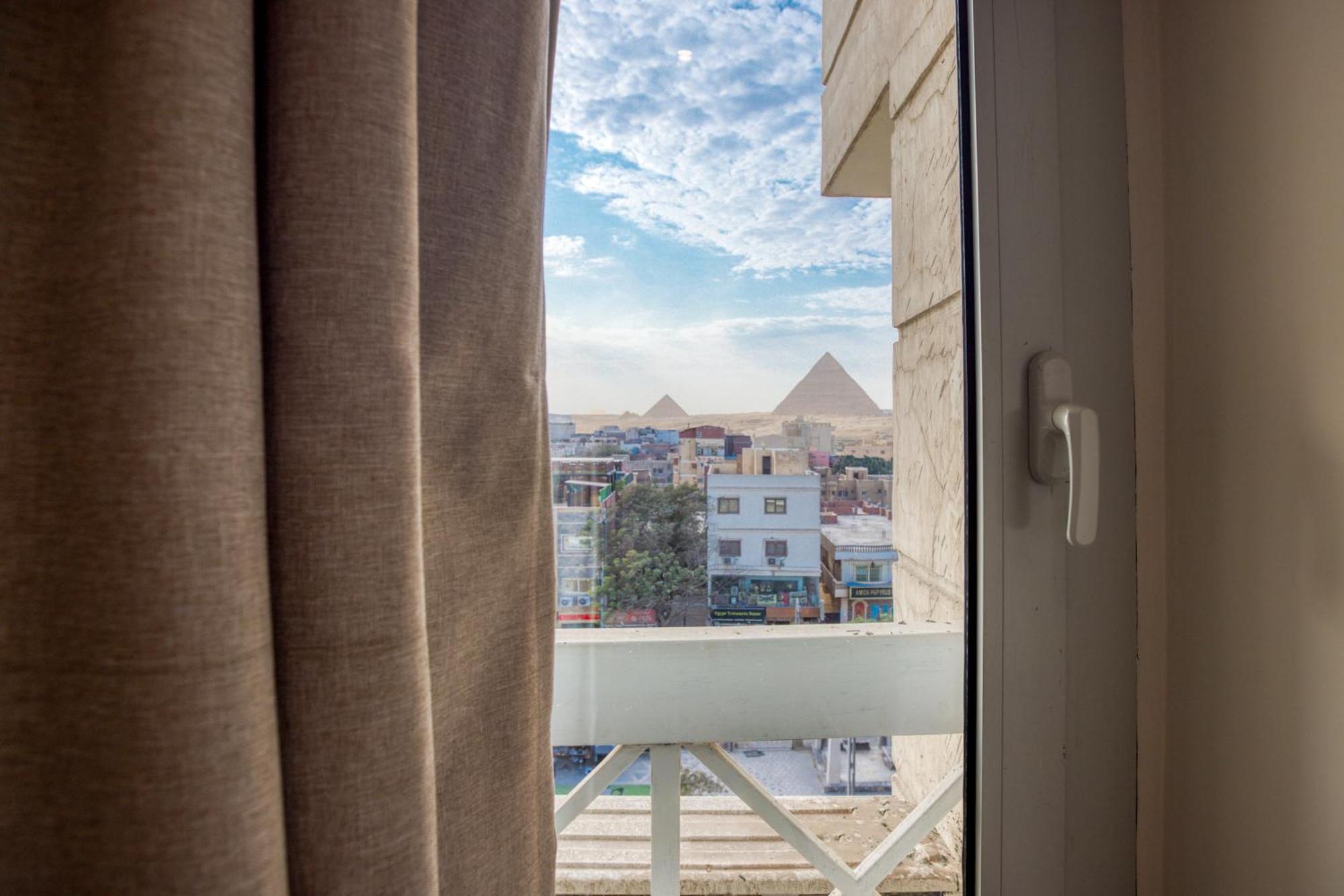 Galaxy Pyramids View * Kafrat al Jabal
