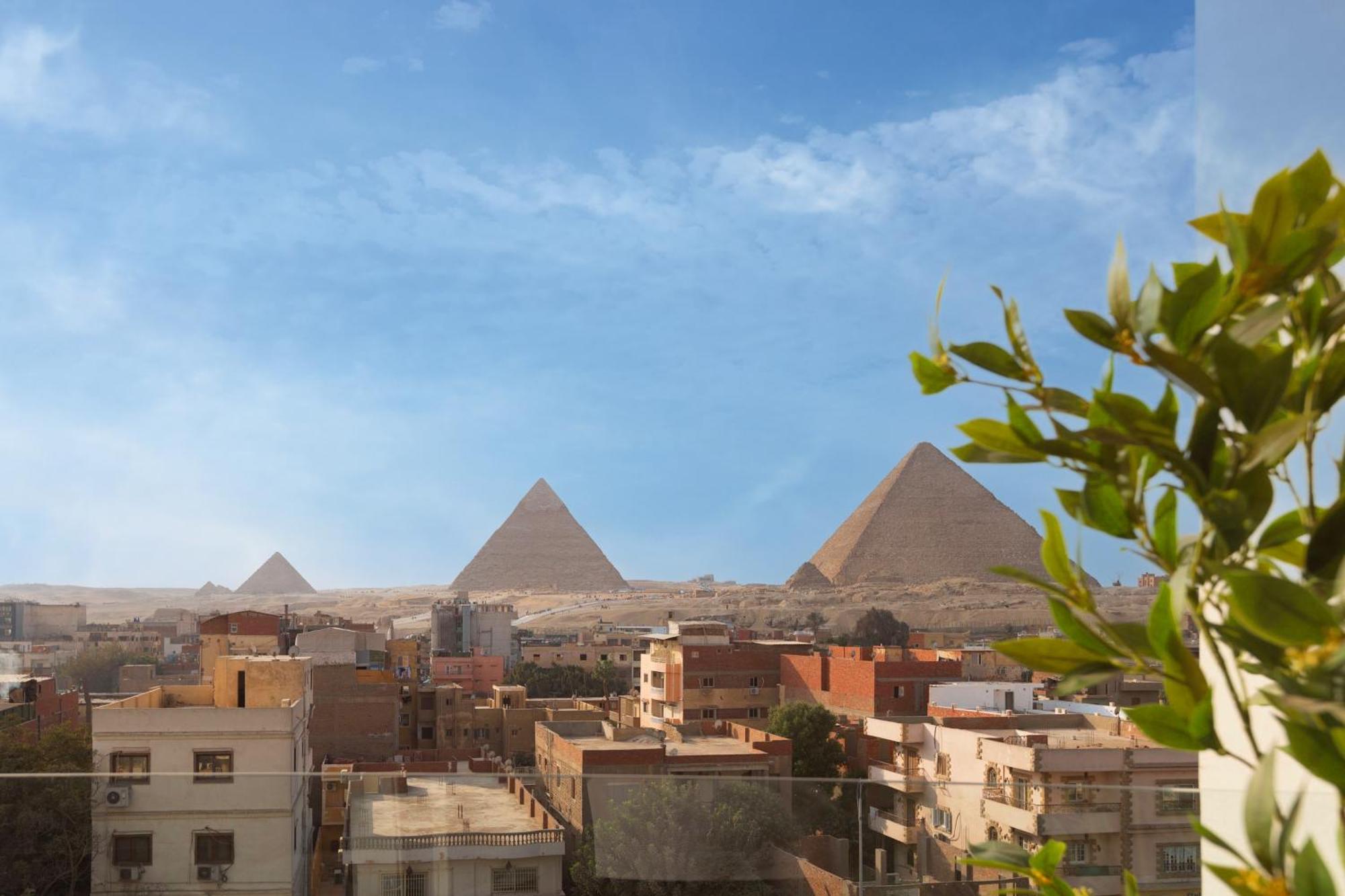 Galaxy Pyramids View Hotel Kafrat al Jabal