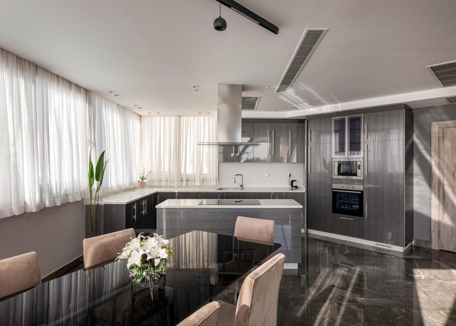 Luxurious Penthouse At The Jw Marriott * Cairo