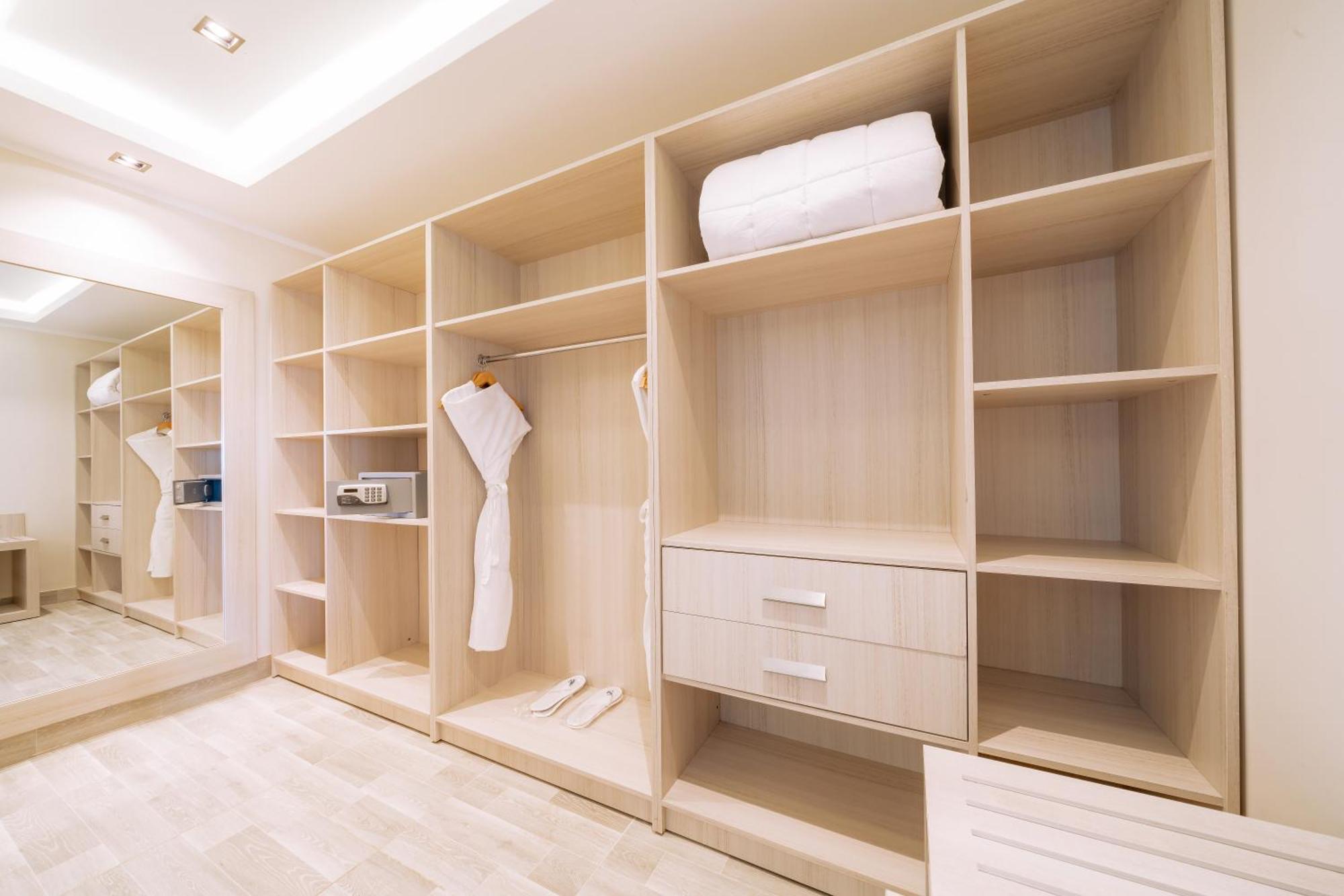 Sirena & Otel 5*