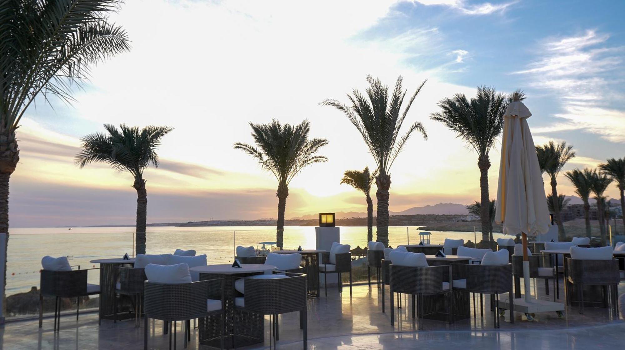 Resort Sunrise Remal Beach